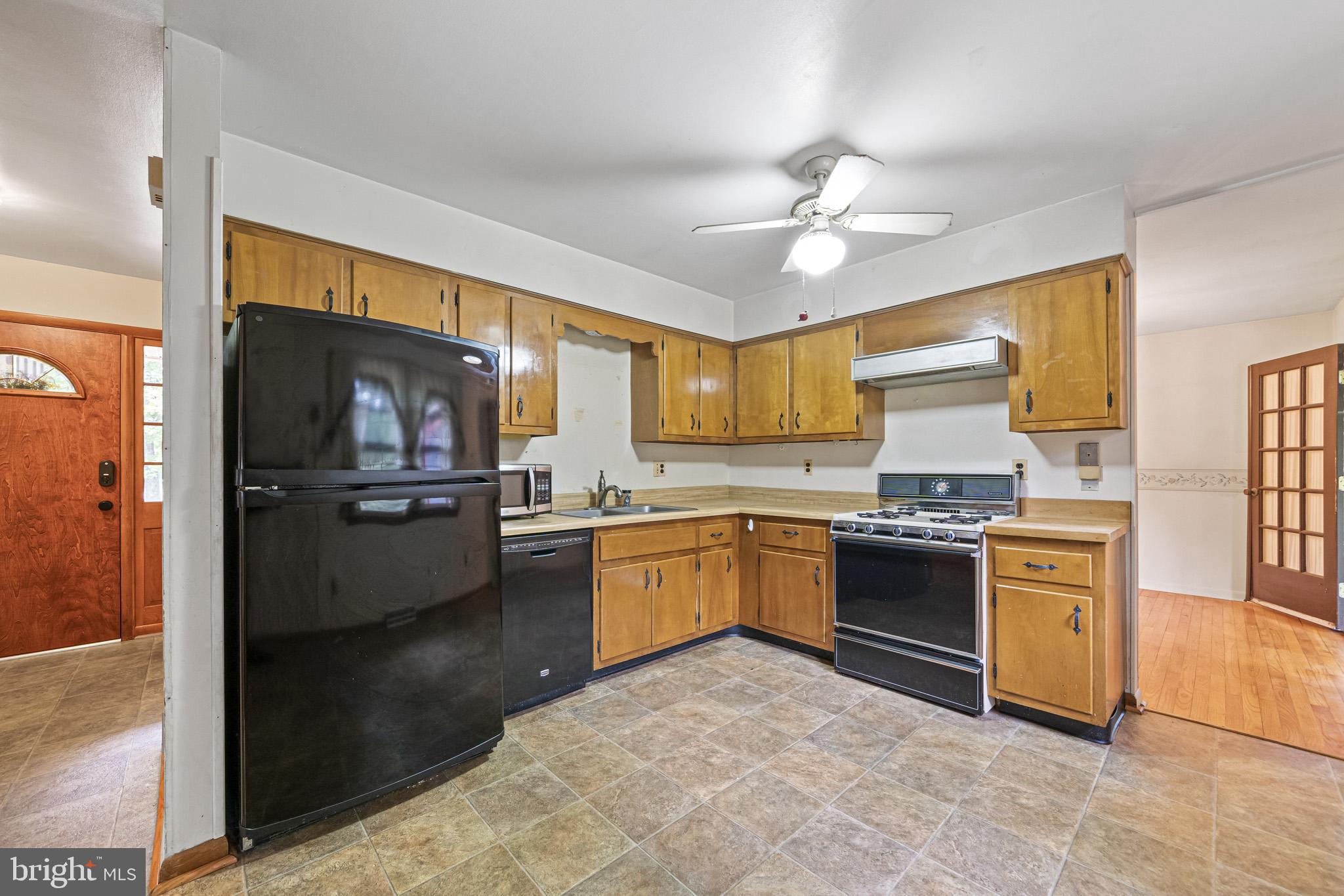 LAUREL ACRES SUB - Residential