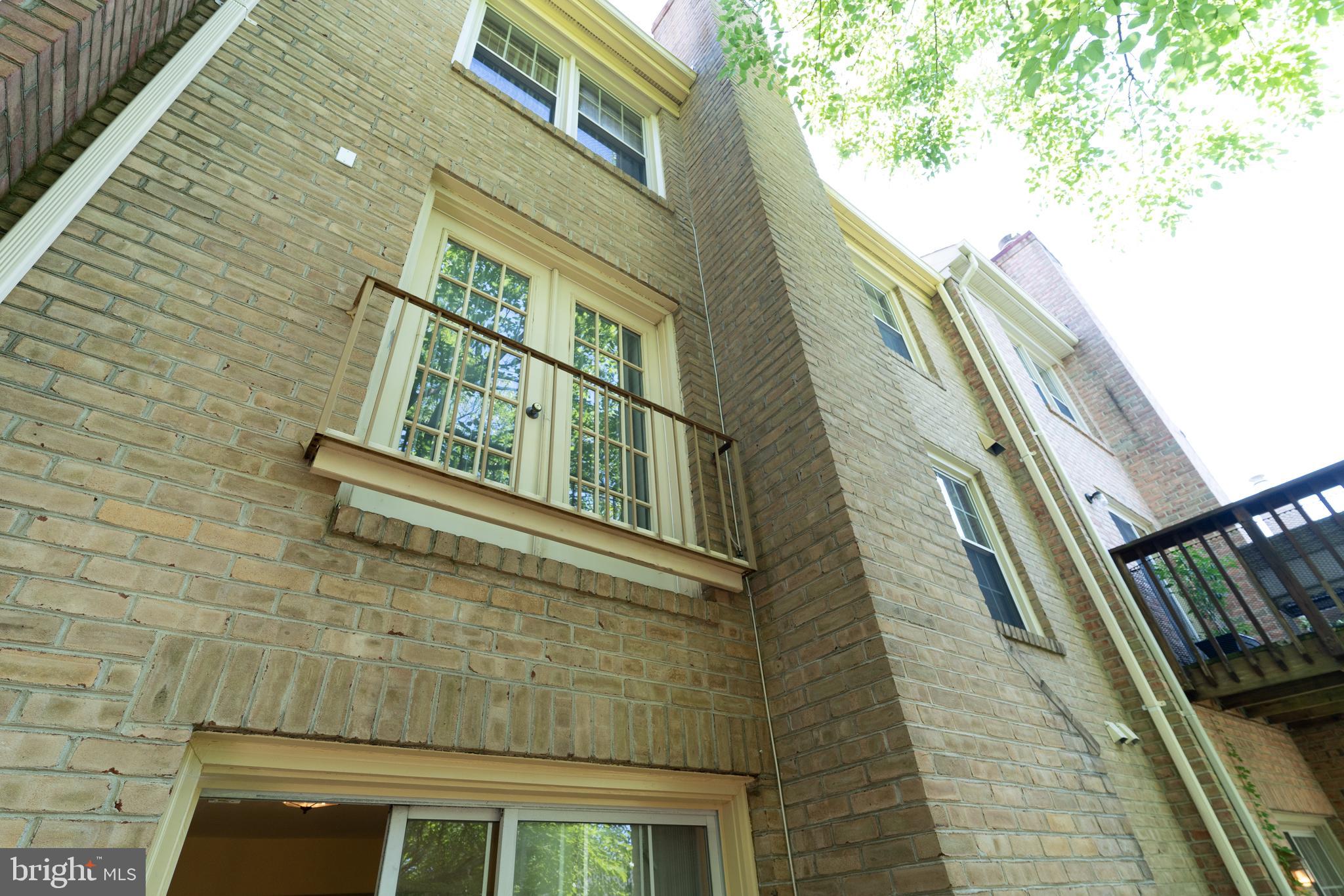 DOMINION - Residential Lease