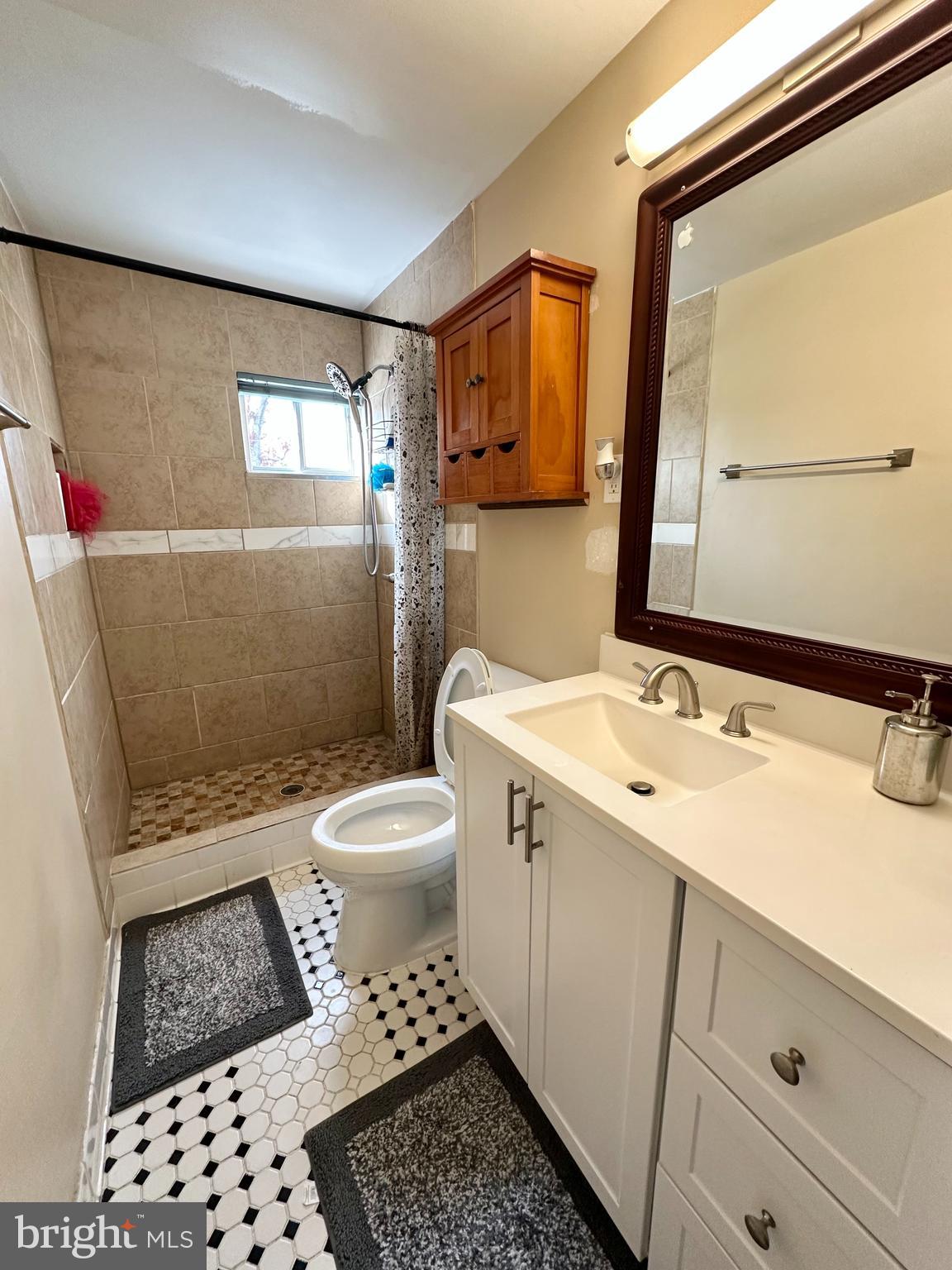 CHEVERLY MANOR - Residential