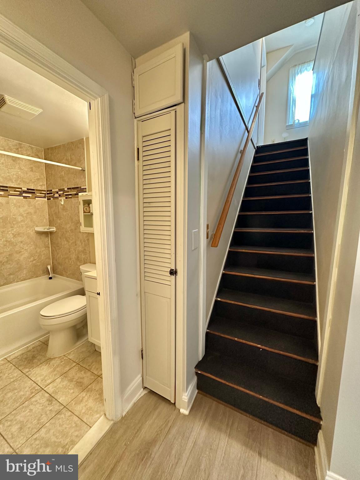 CHEVERLY MANOR - Residential