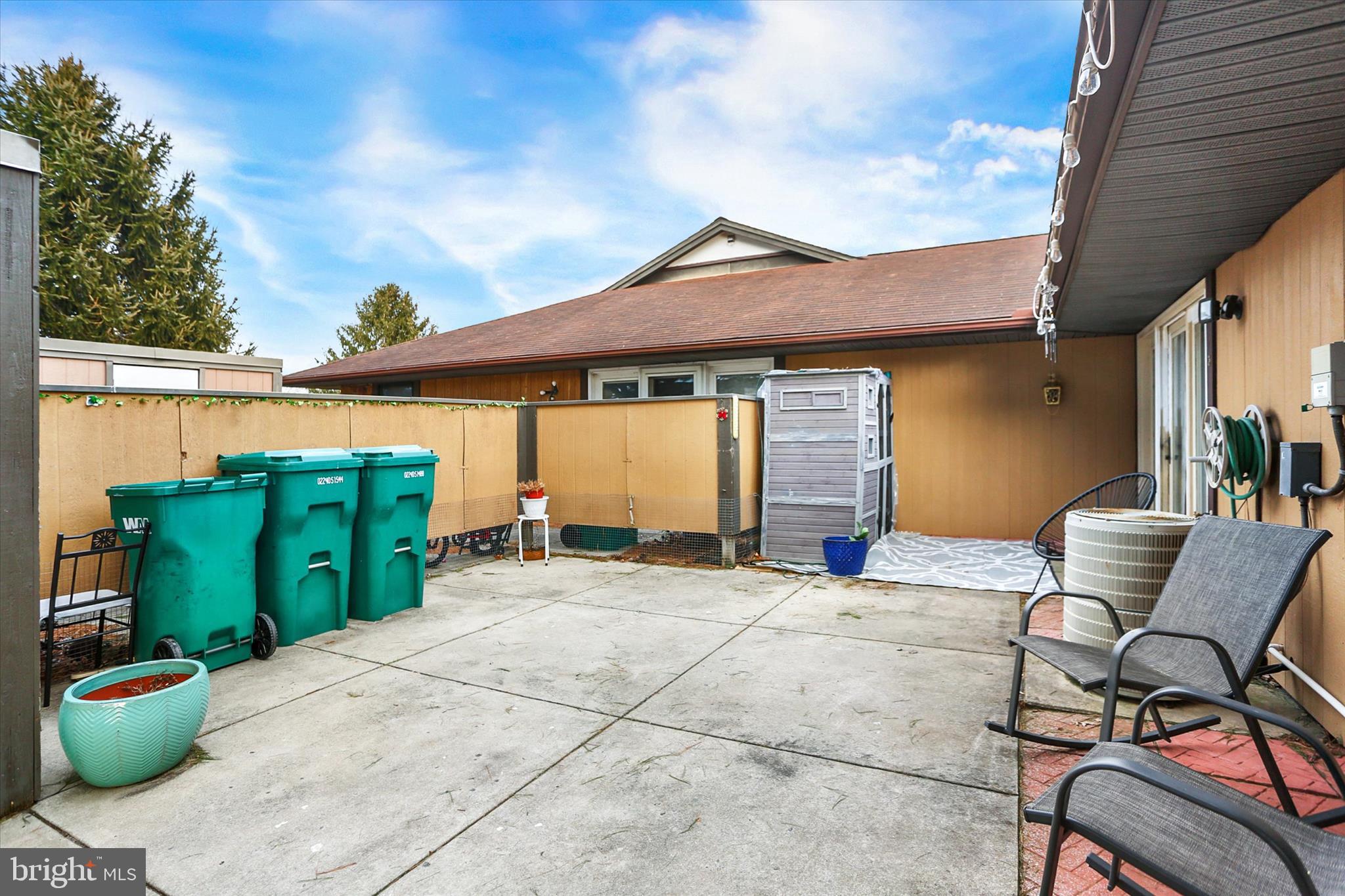 THE VILLAS - Residential