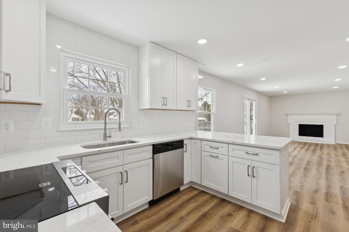 MONTEREY ESTATES - Residential