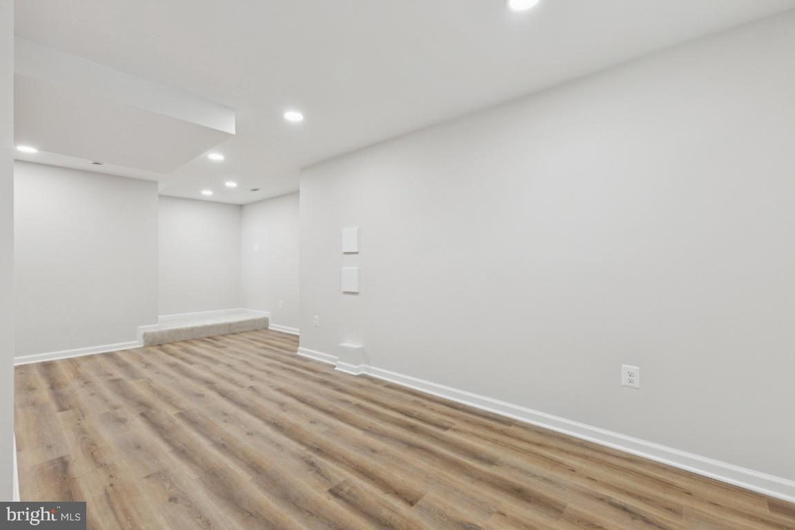 MONTEREY ESTATES - Residential