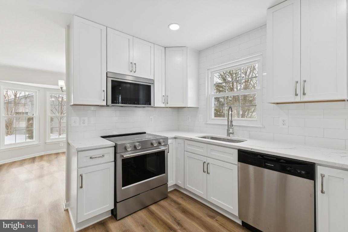 MONTEREY ESTATES - Residential