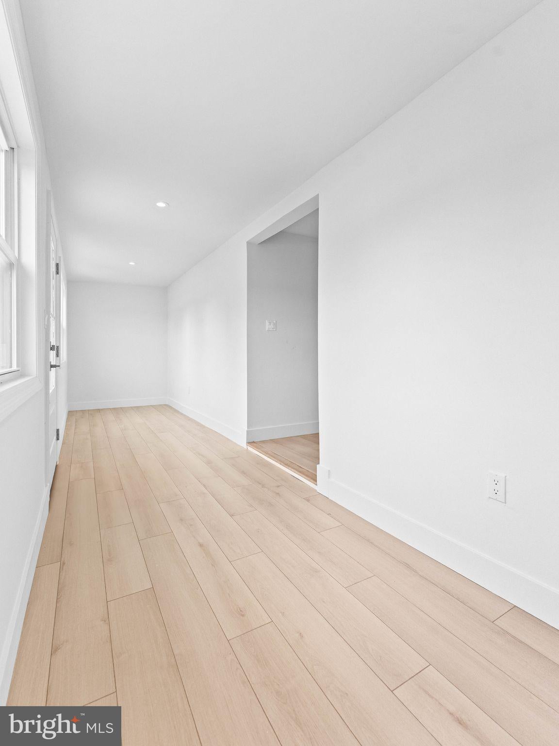 304 W ARBOR AVENUE