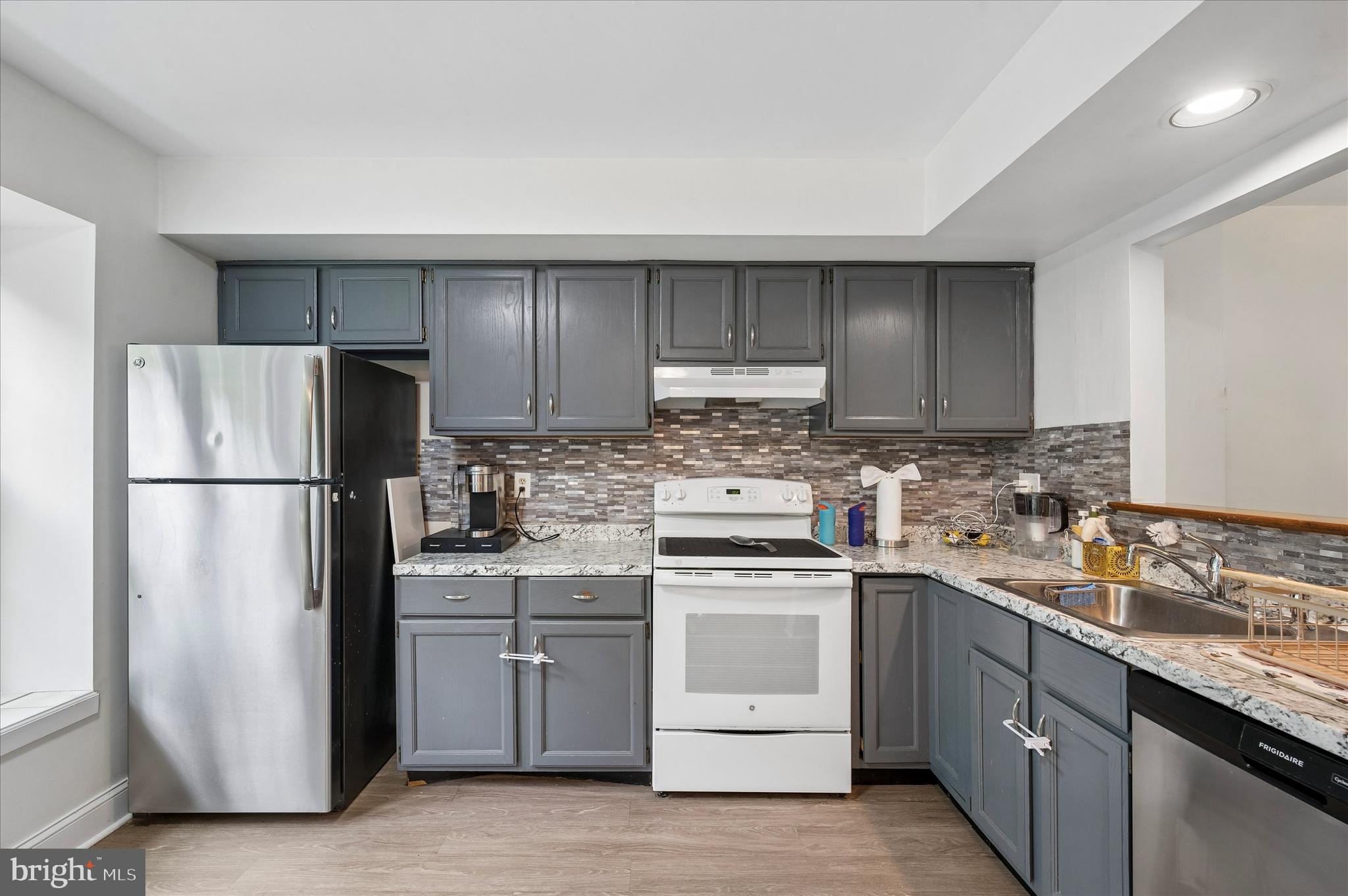 PENNELL PL - Residential