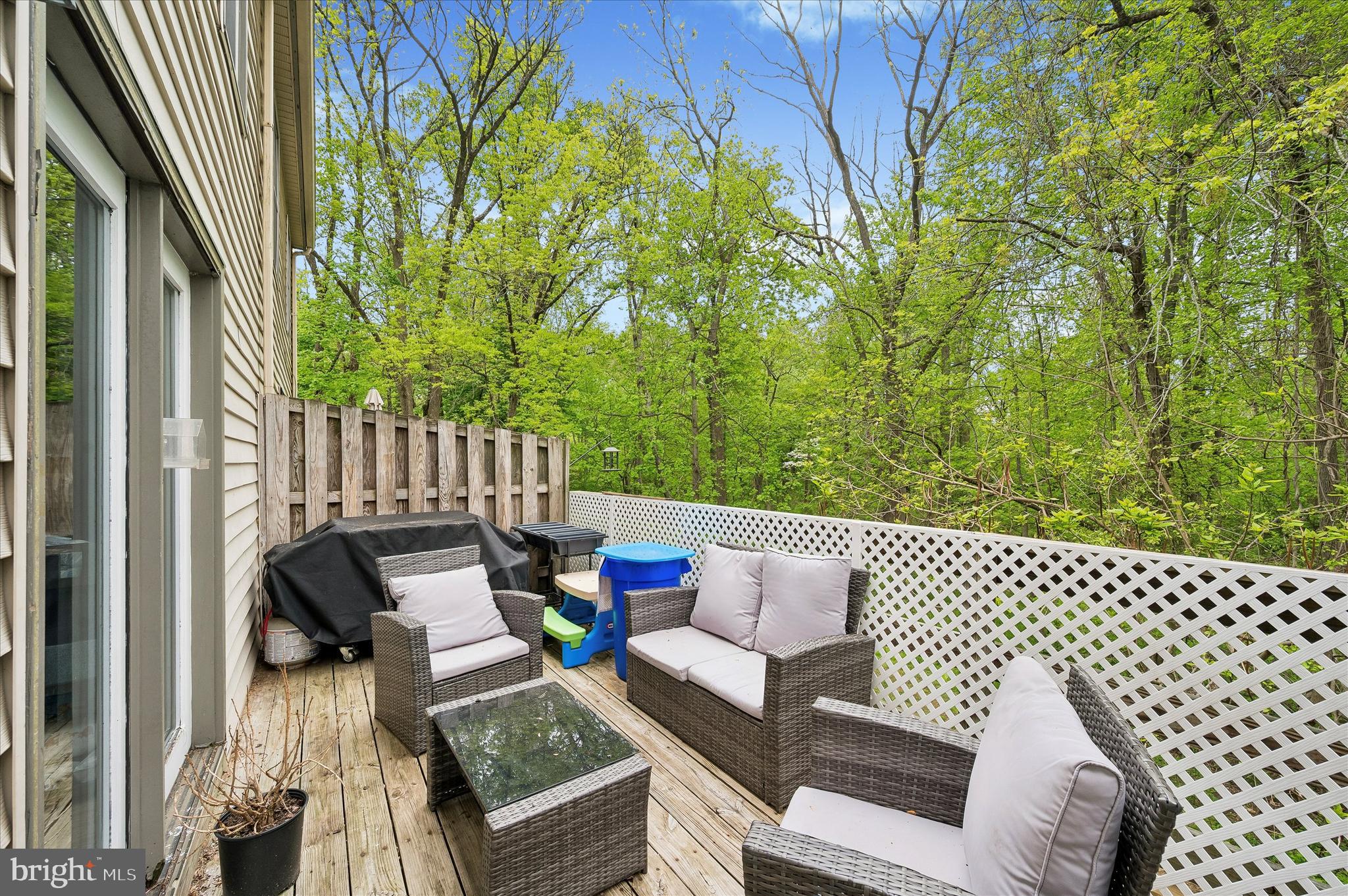 PENNELL PL - Residential