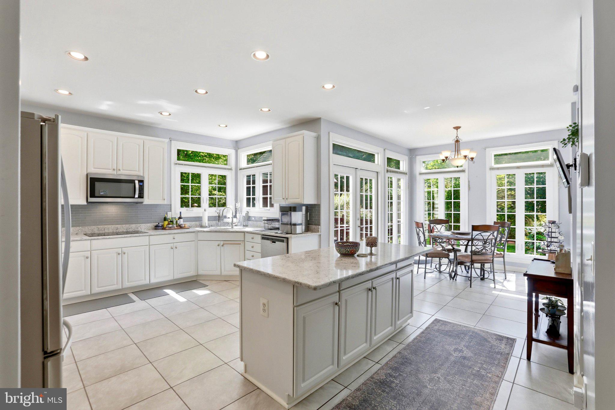 MEADOWBROOK WOODS - Residential