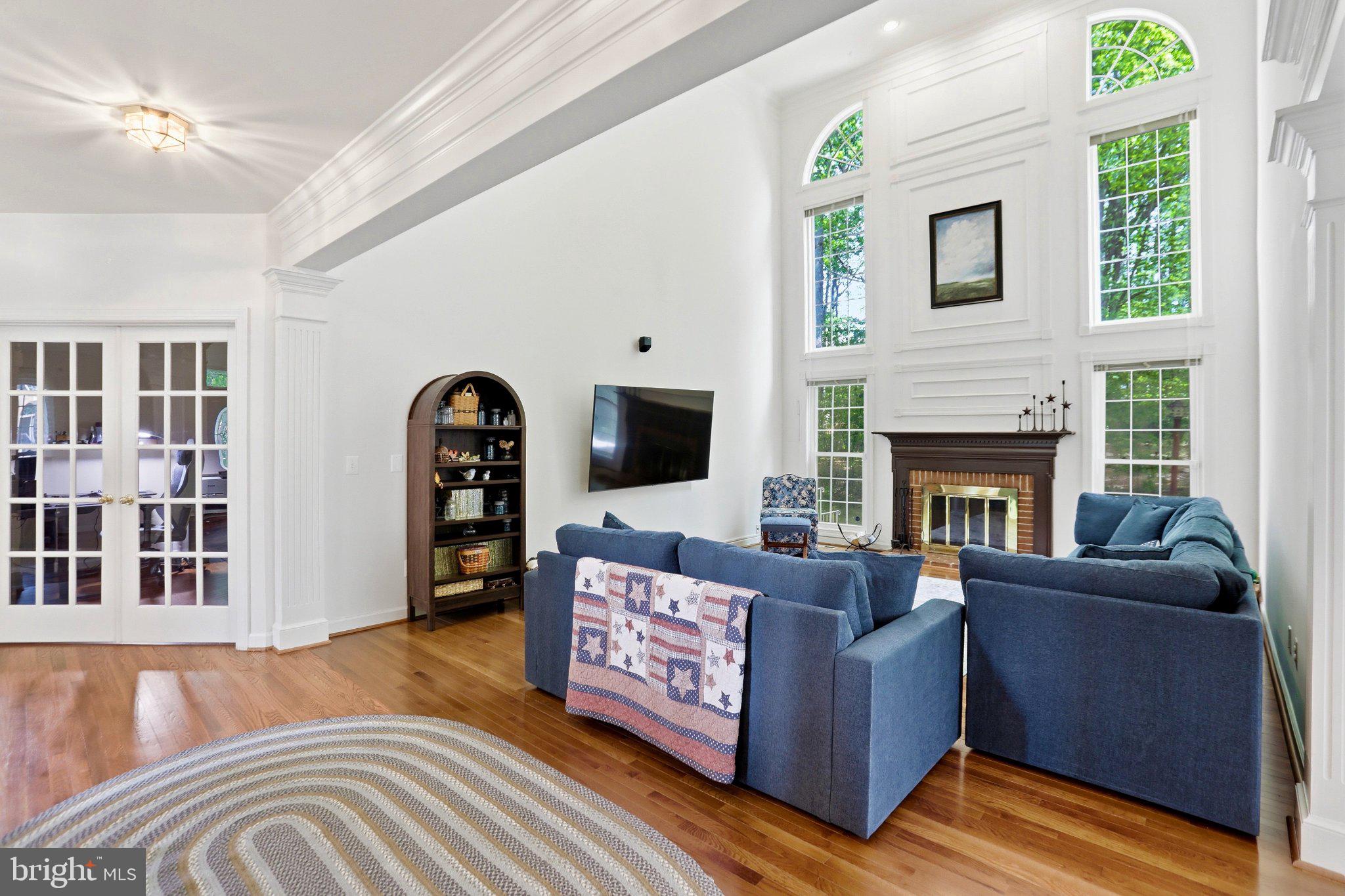 MEADOWBROOK WOODS - Residential