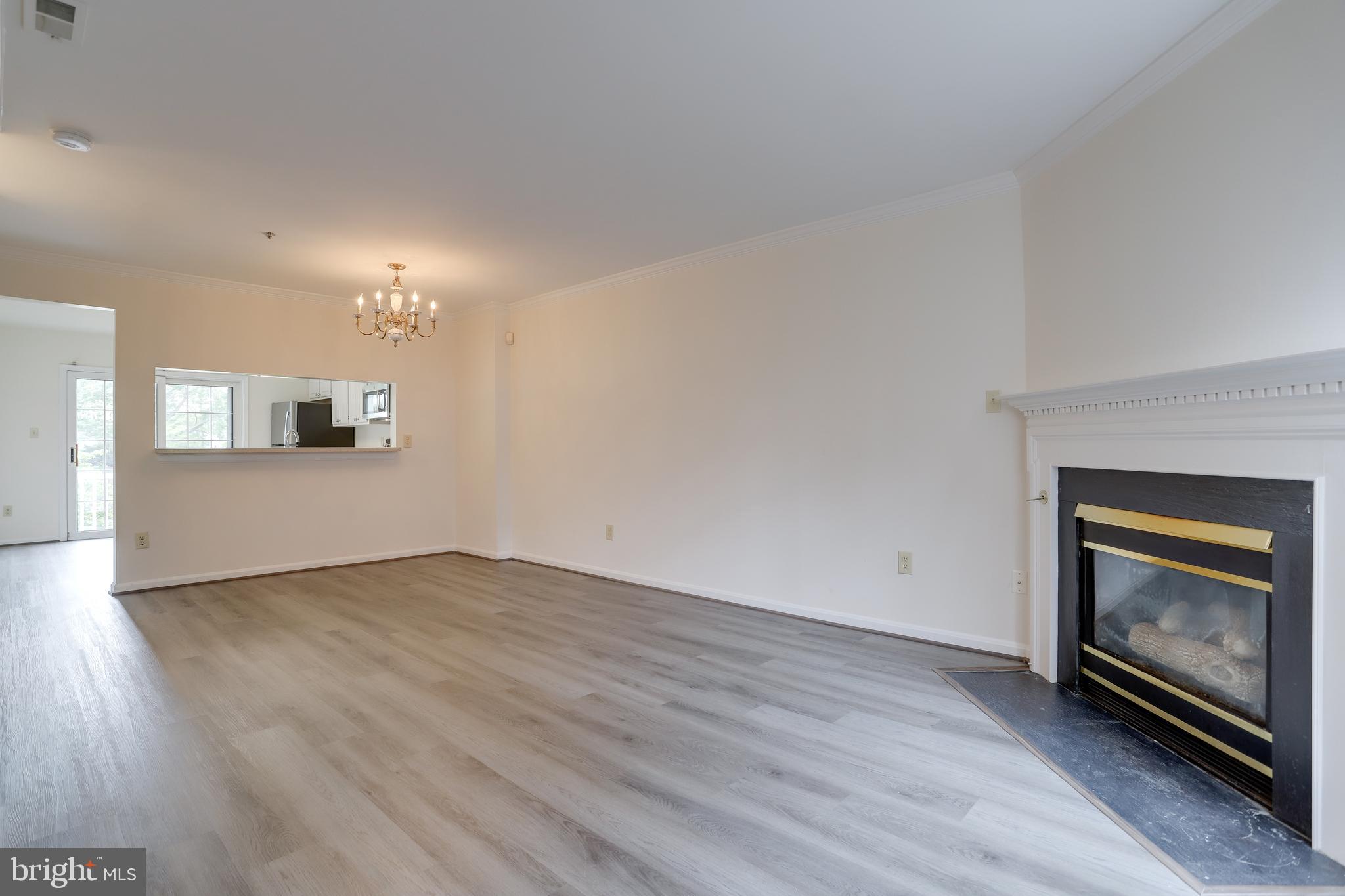 ARLINGTON RIDGE TERRACE - Residential Lease