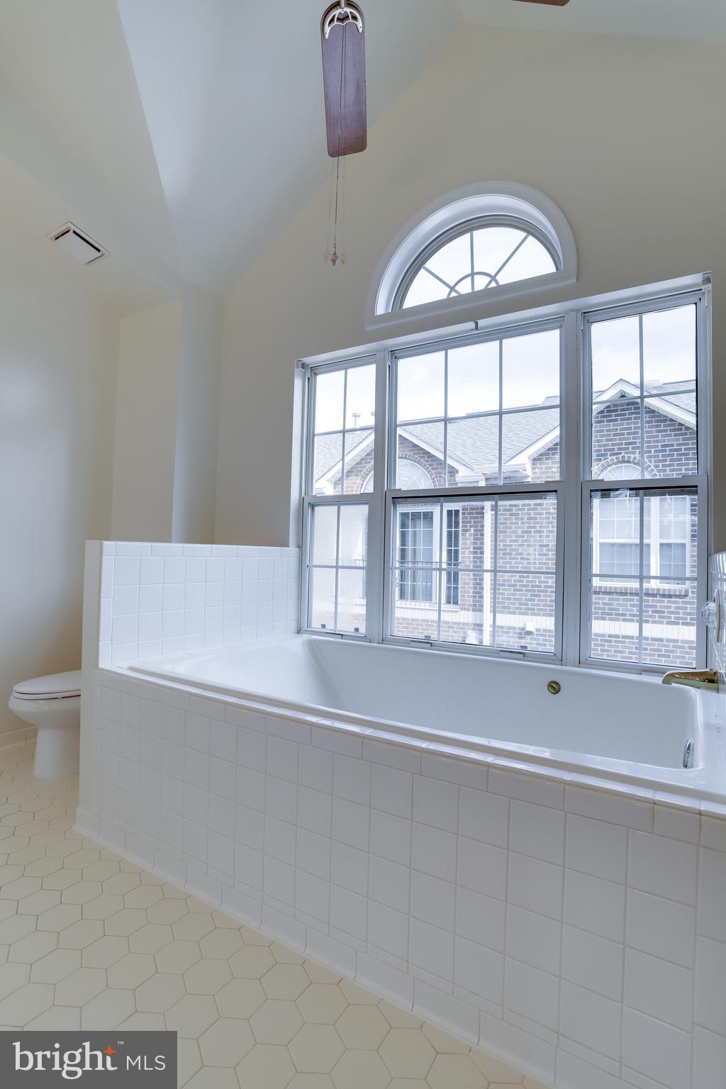 ARLINGTON RIDGE TERRACE - Residential Lease