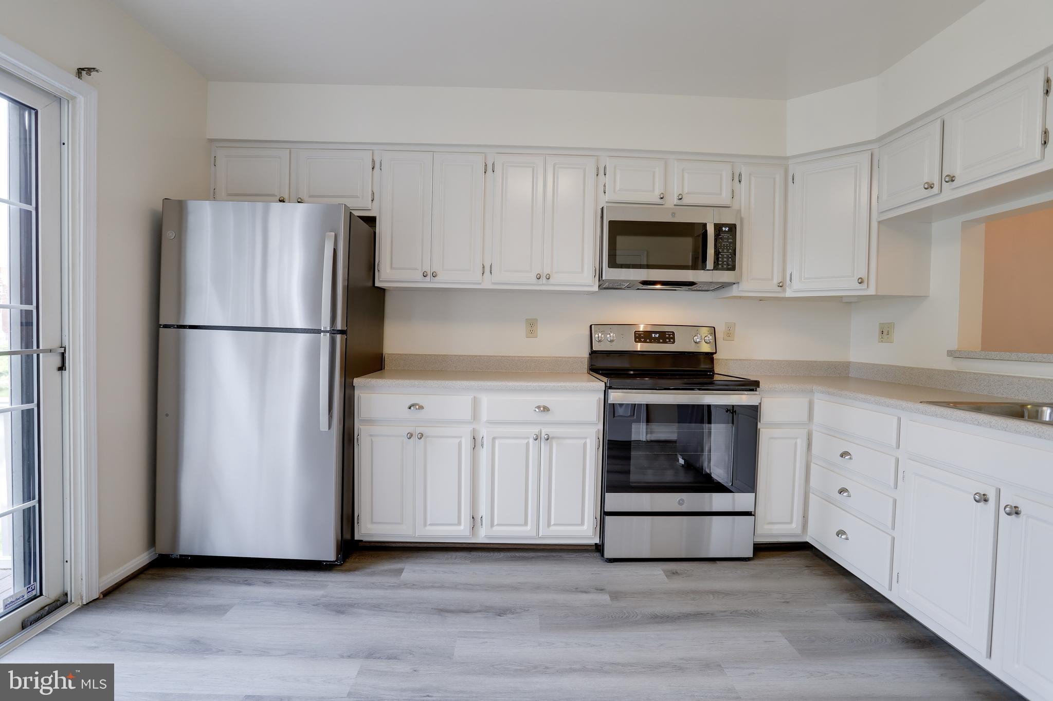 ARLINGTON RIDGE TERRACE - Residential Lease