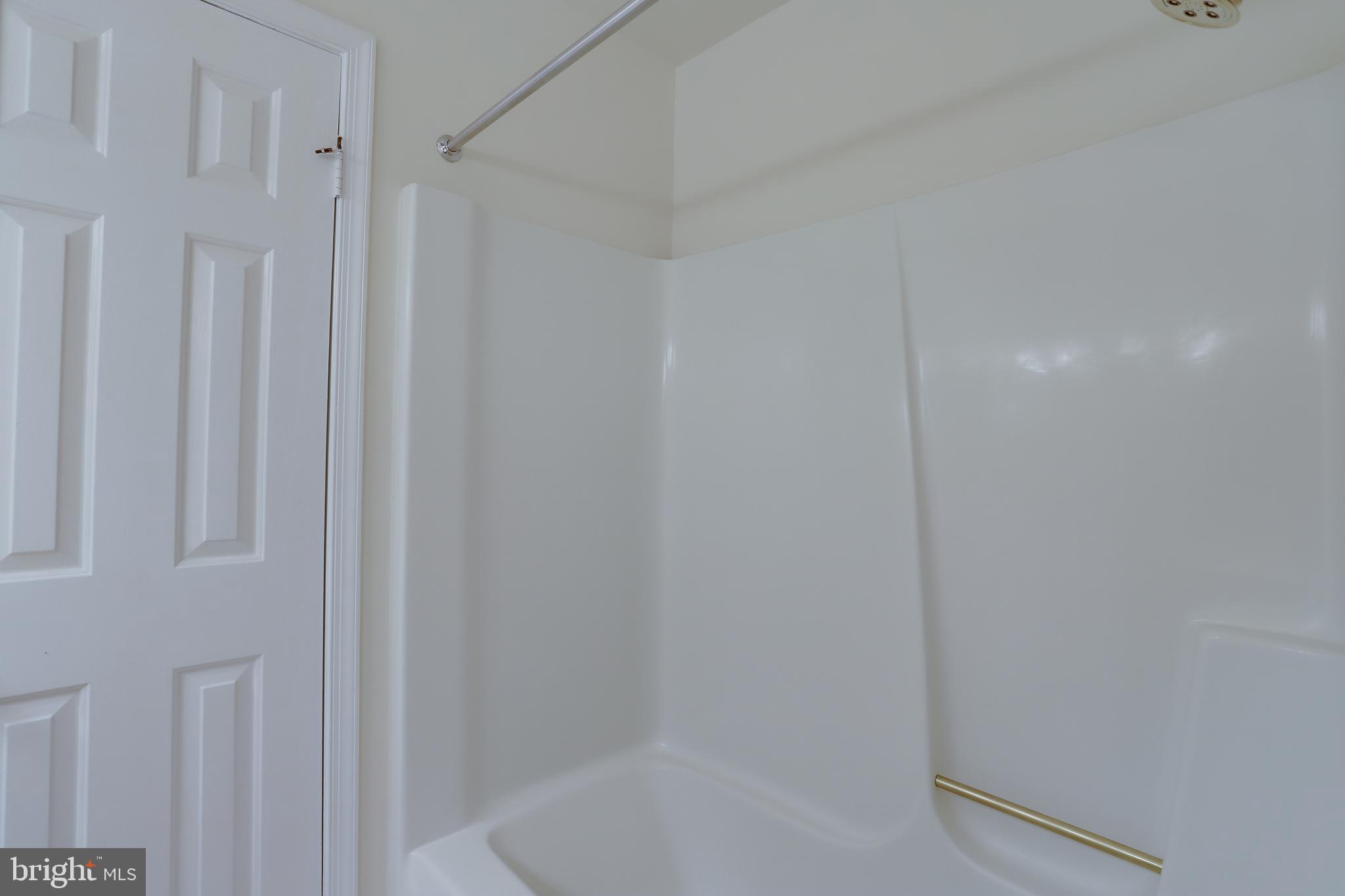 ARLINGTON RIDGE TERRACE - Residential Lease