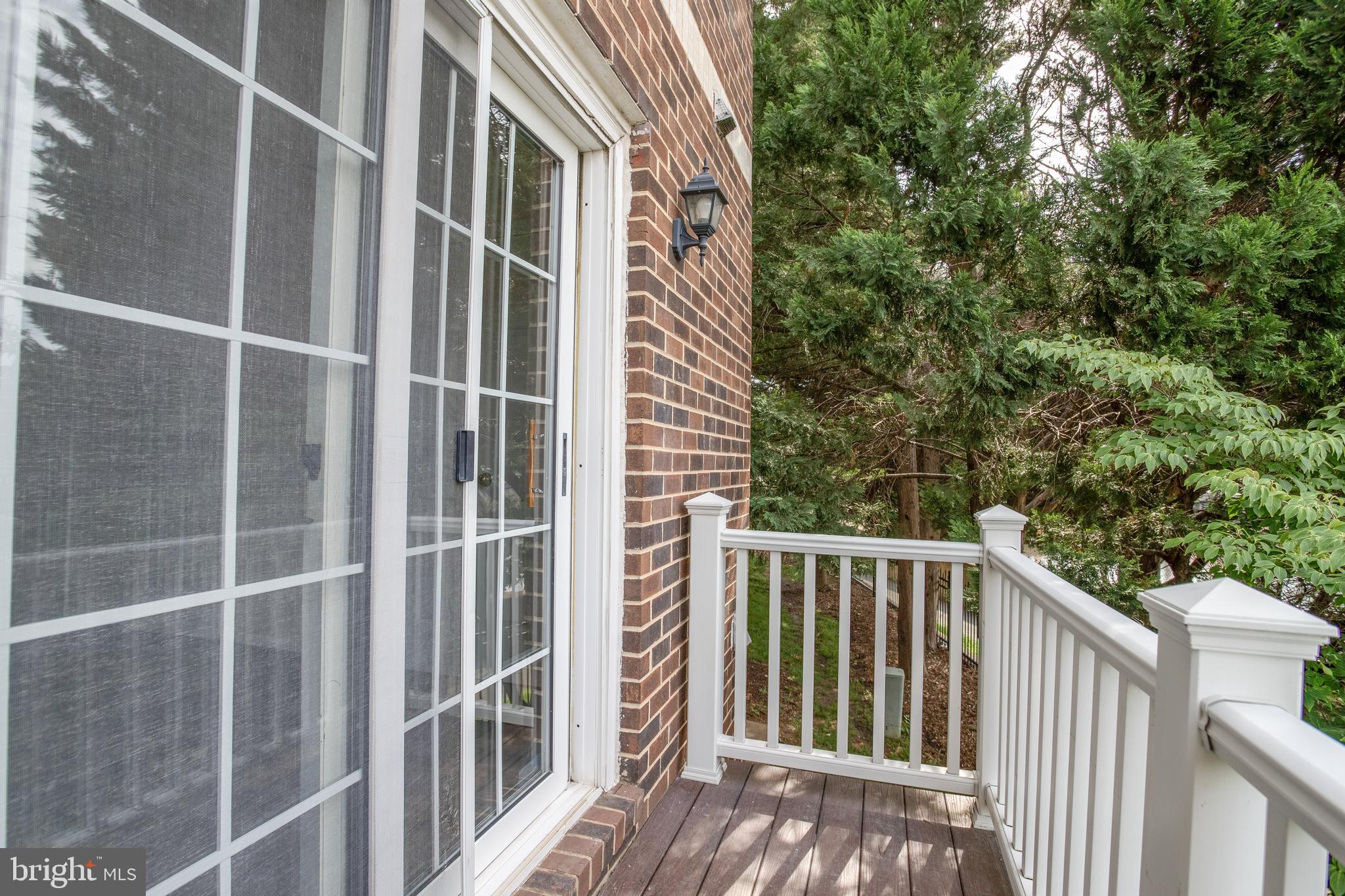 ARLINGTON RIDGE TERRACE - Residential Lease