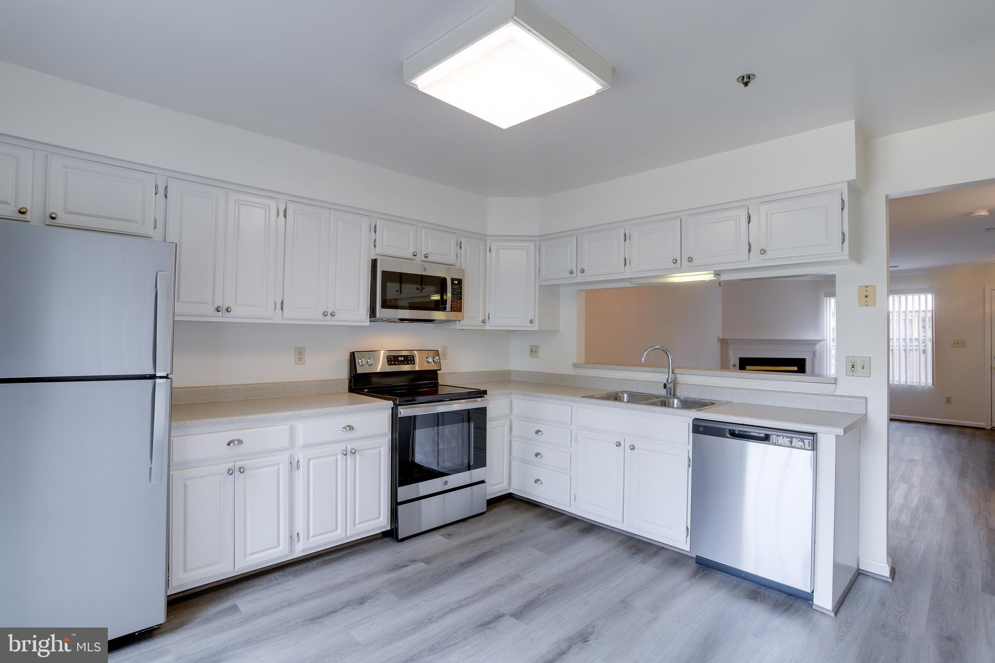 ARLINGTON RIDGE TERRACE - Residential Lease