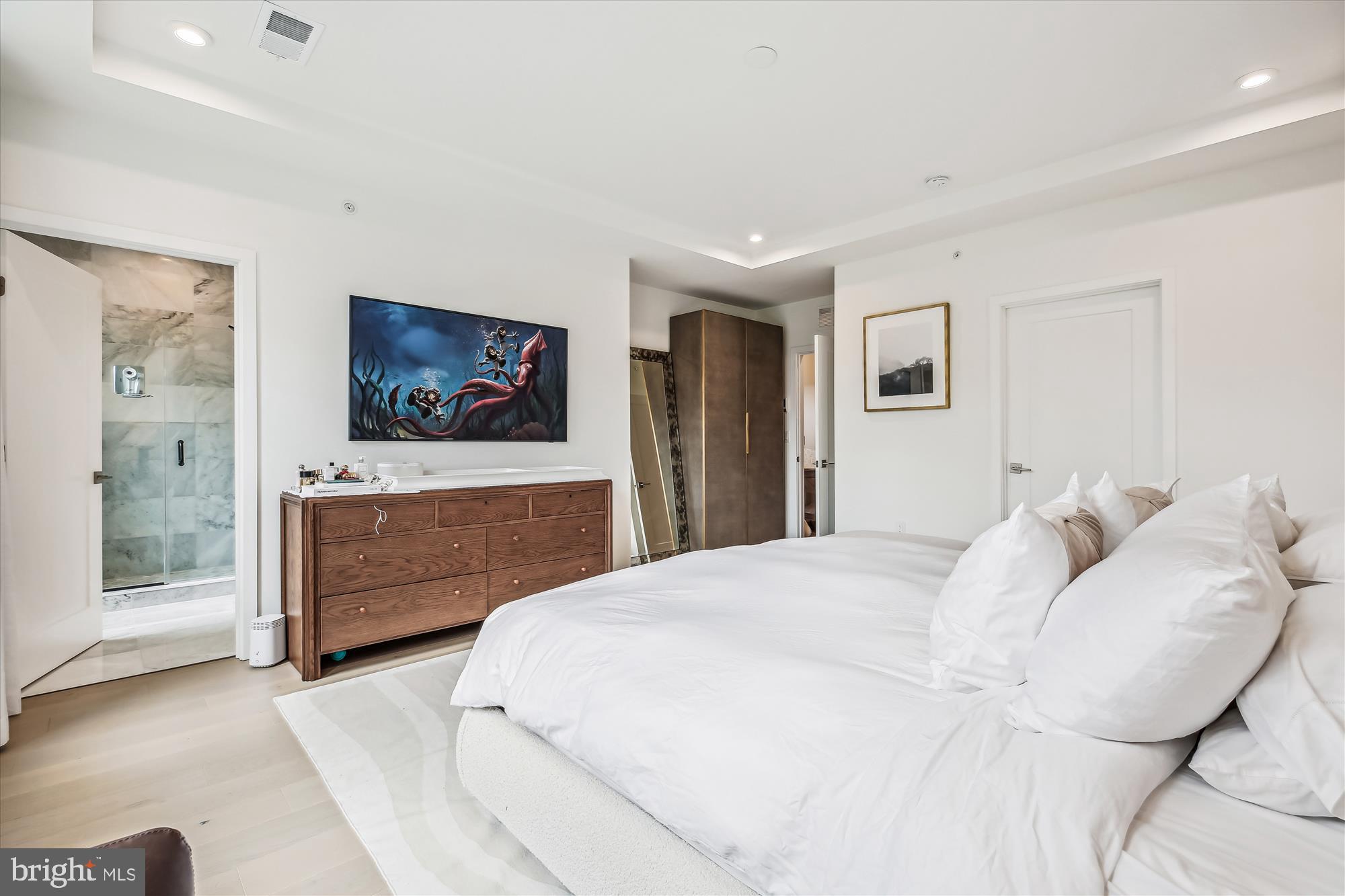 UNION PARK AT MCLEAN - Residential