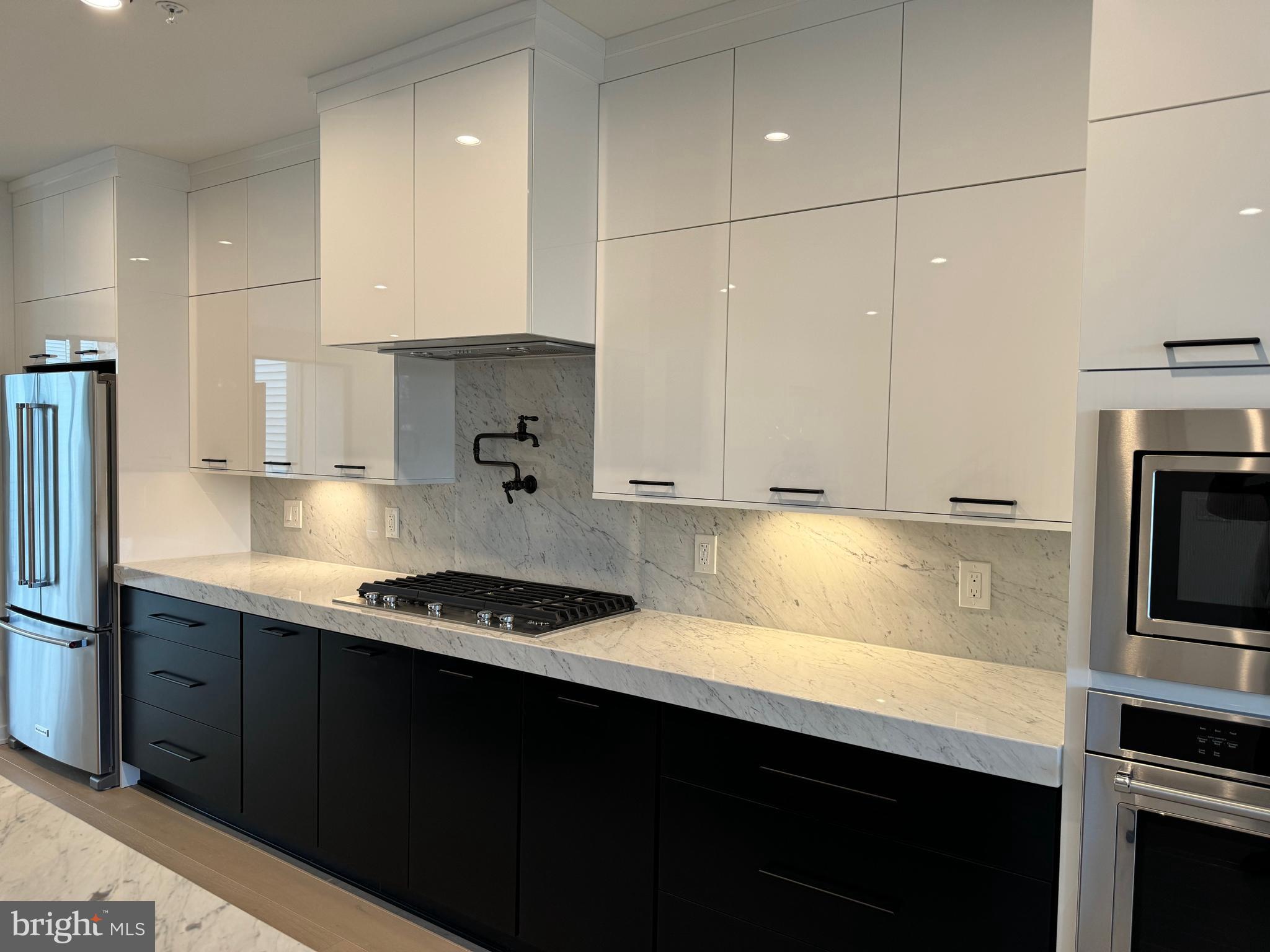 UNION PARK AT MCLEAN - Residential