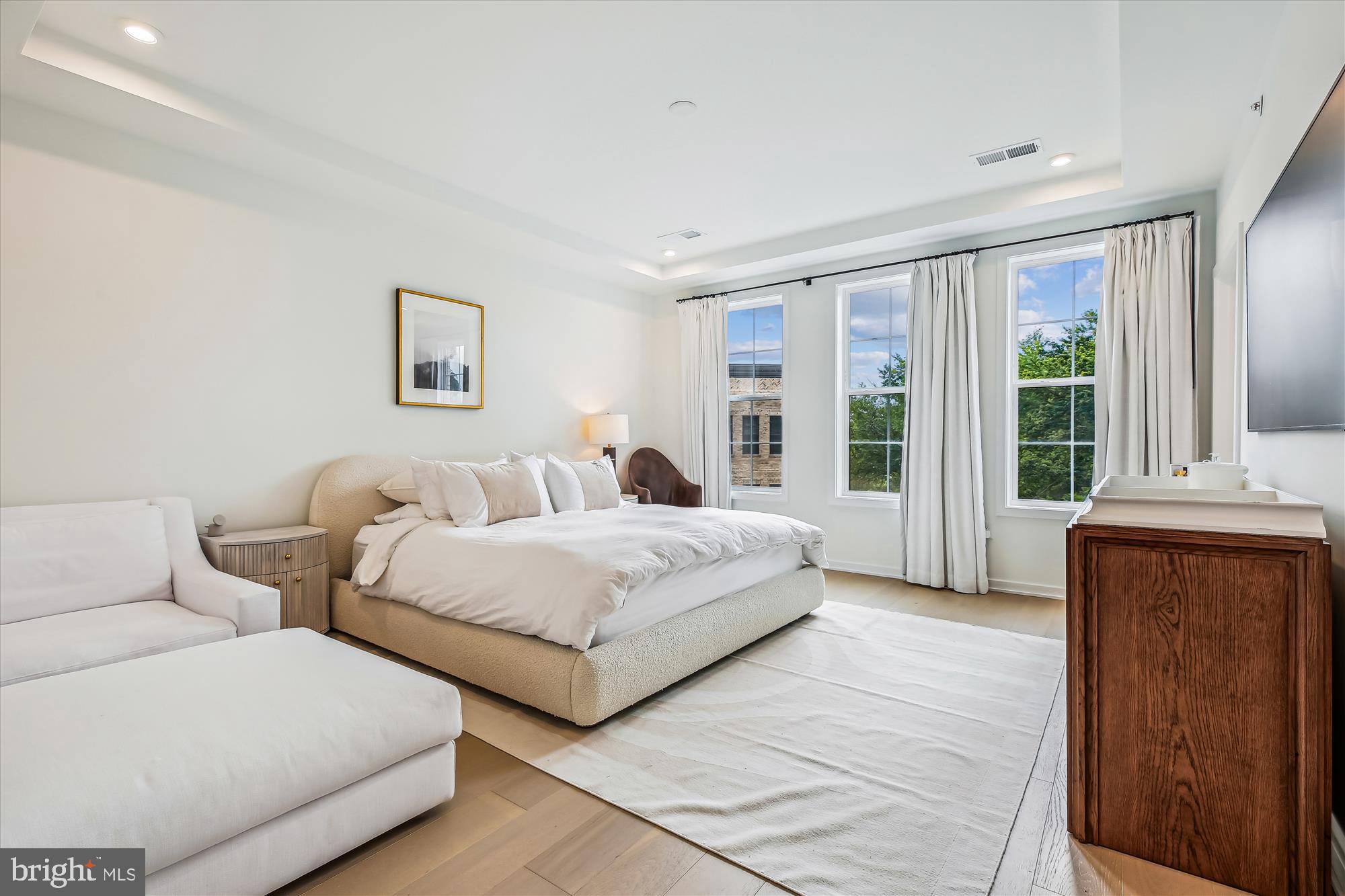 UNION PARK AT MCLEAN - Residential