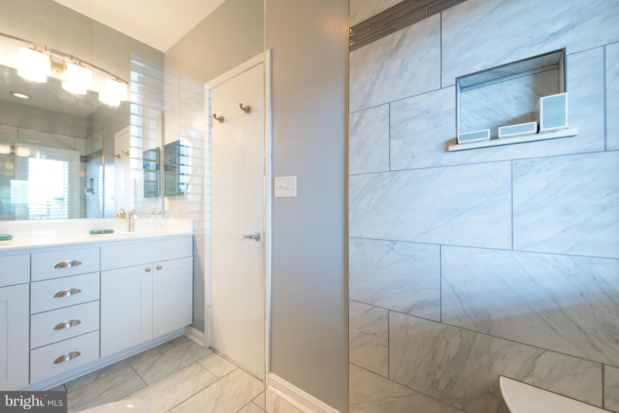 VILLAGE OF CHESAPEAKE HARBOUR - Residential