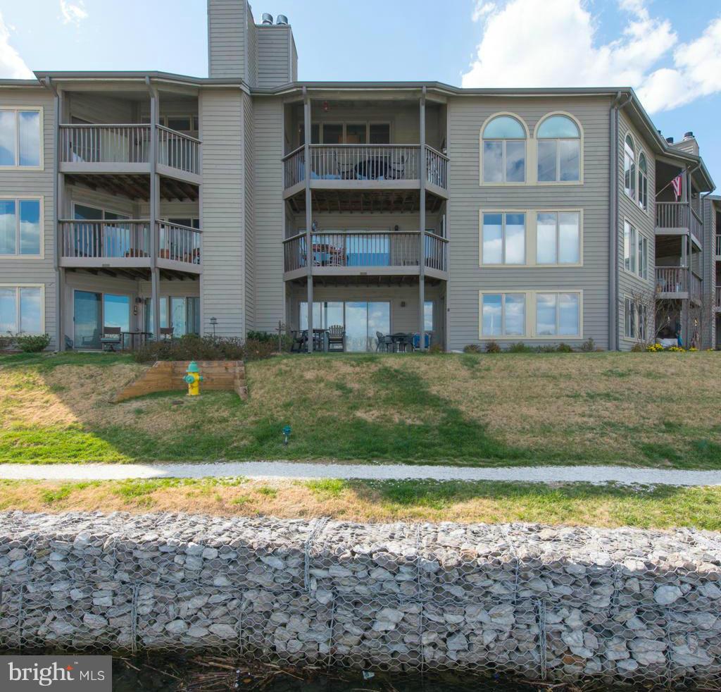 VILLAGE OF CHESAPEAKE HARBOUR - Residential