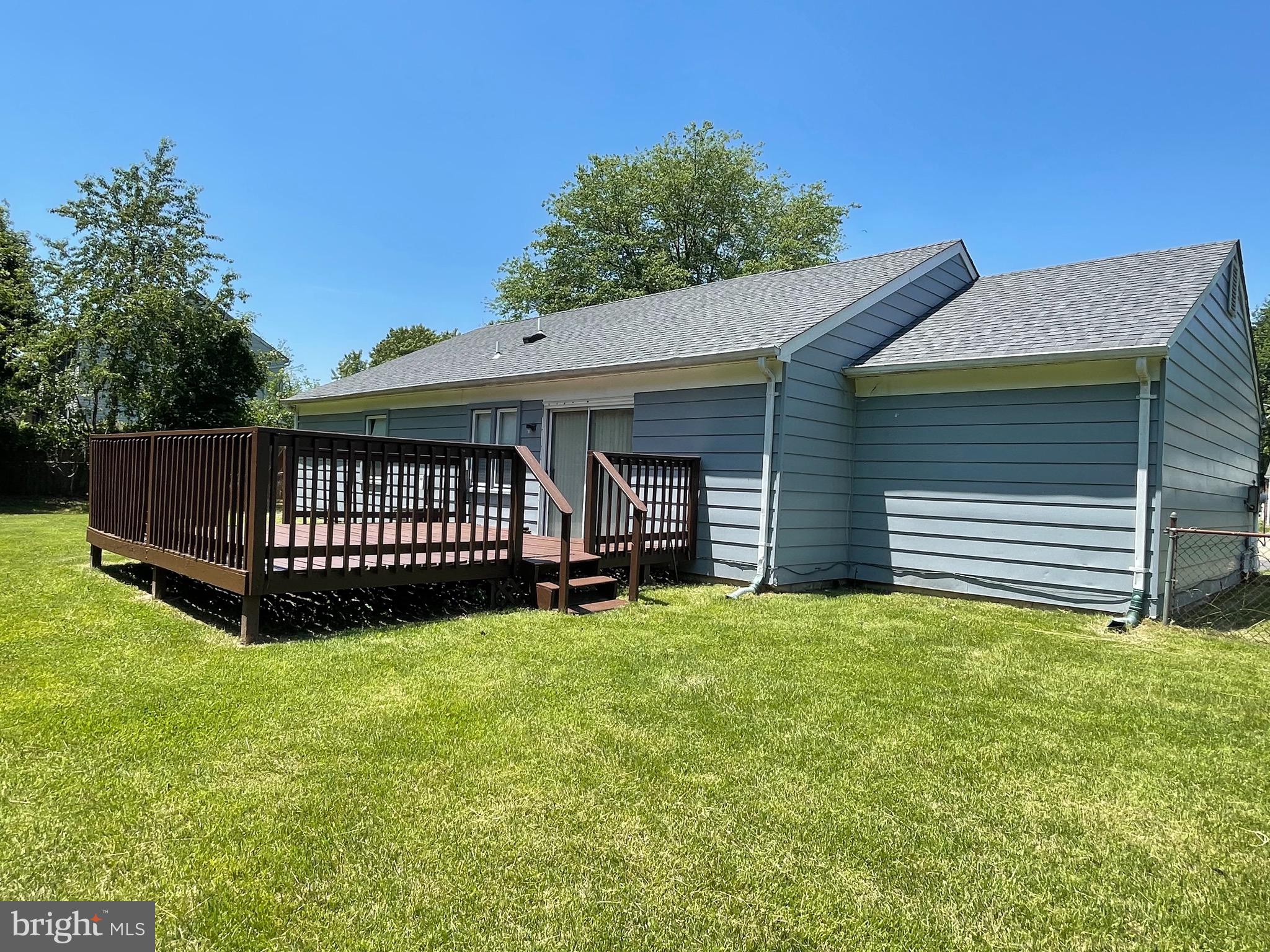 RAMBLING HILLS - Residential