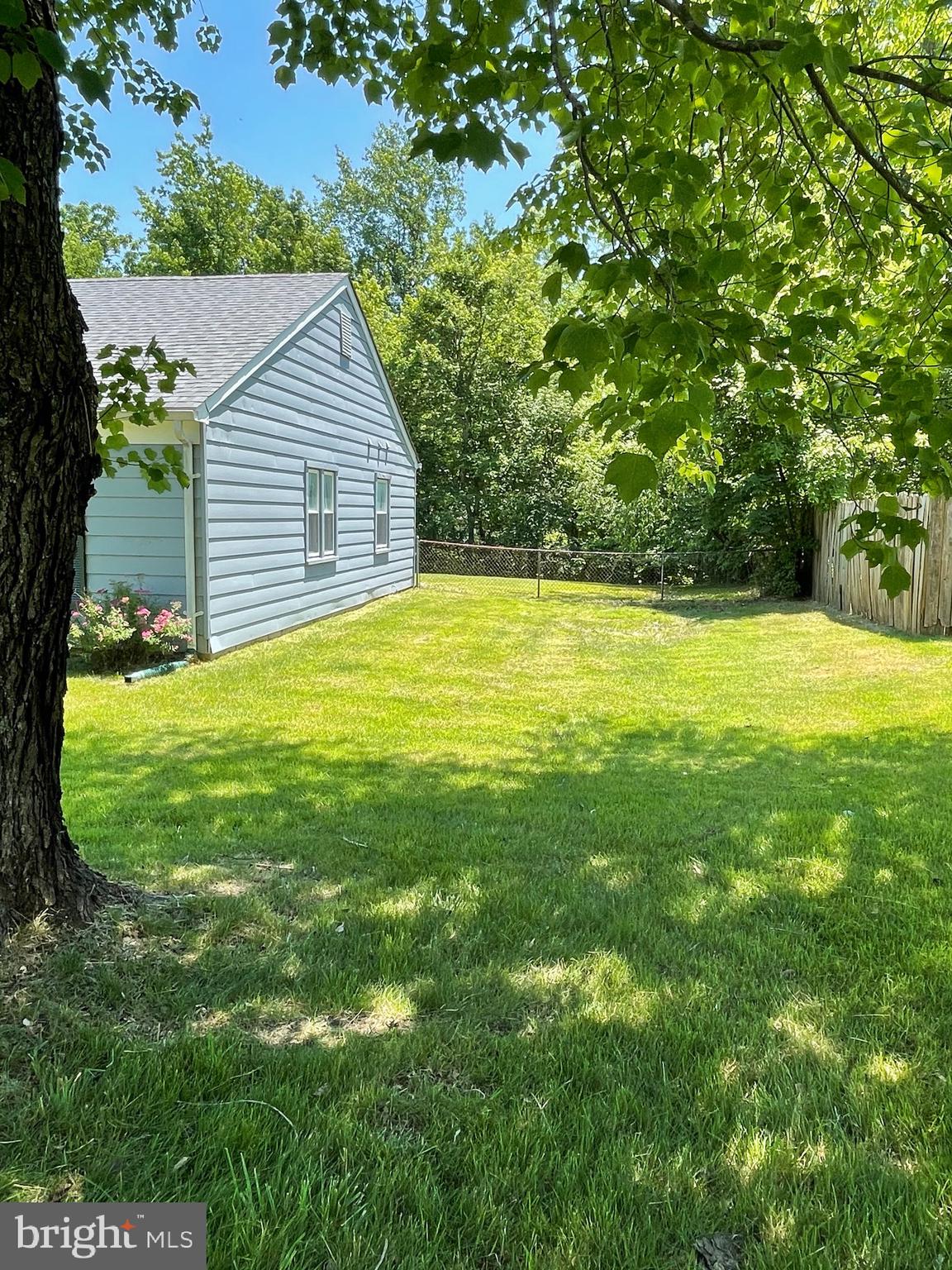 RAMBLING HILLS - Residential