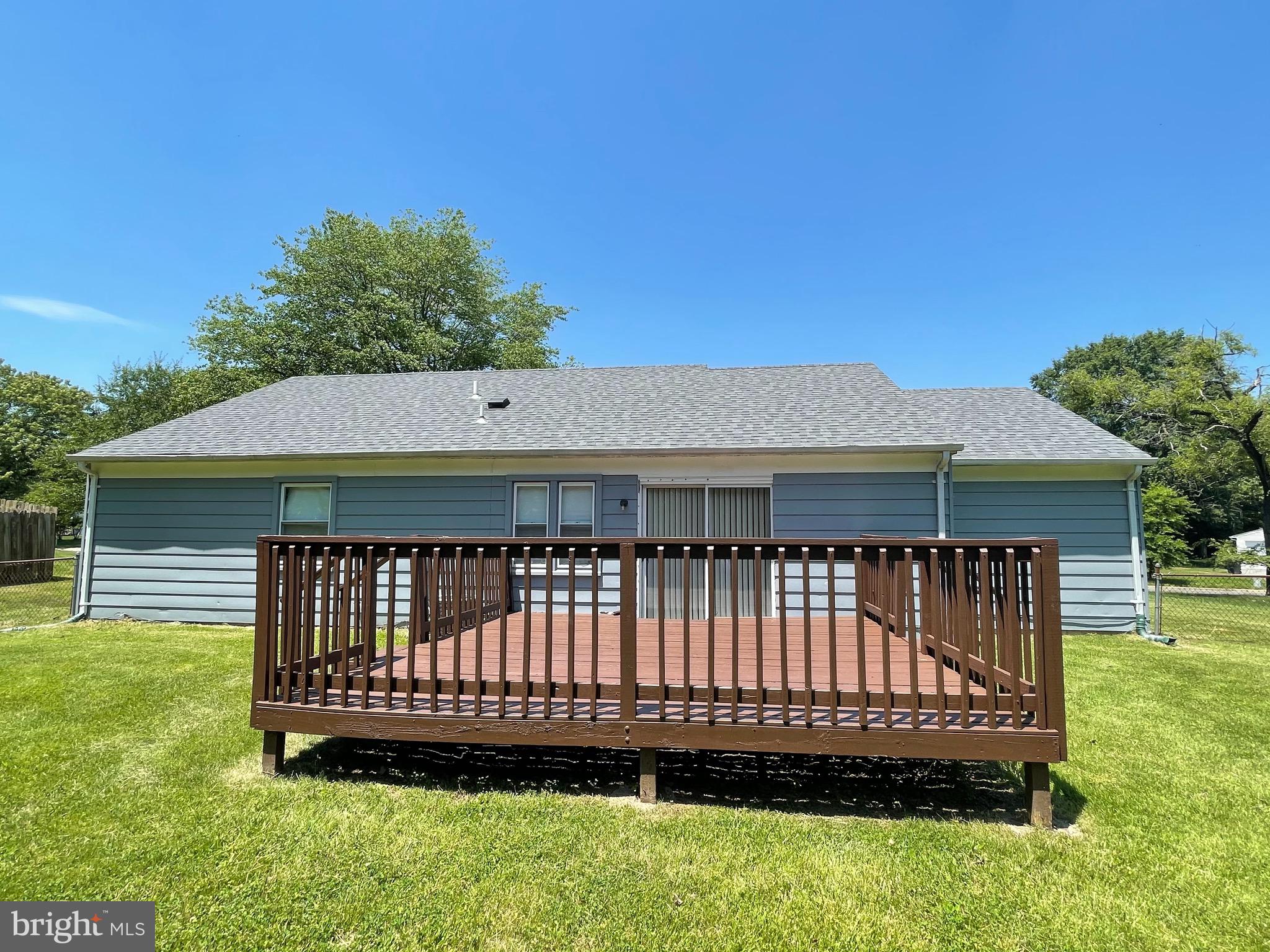 RAMBLING HILLS - Residential