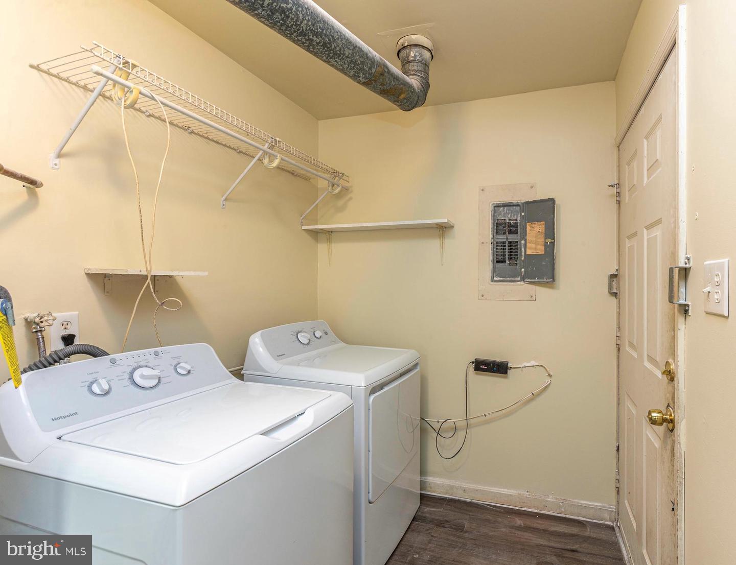 BERKELEY VILLAGE - Residential Lease