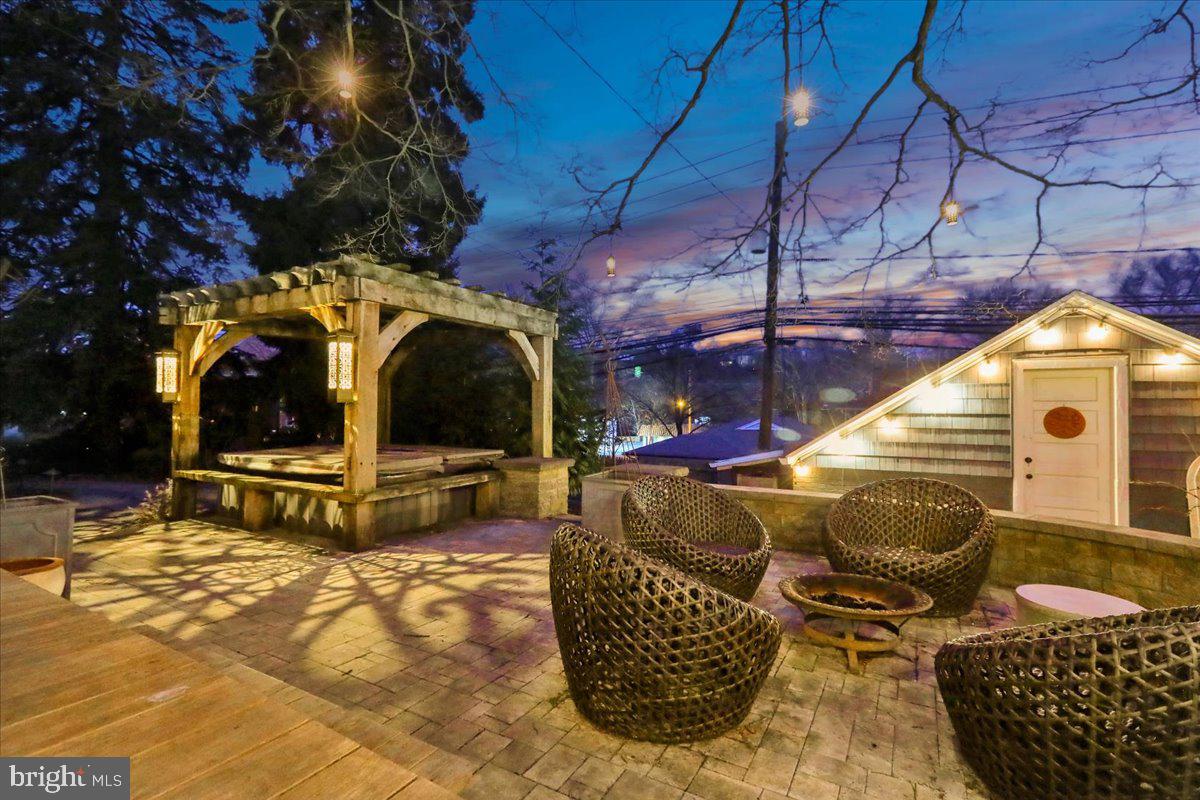 1245 DELAWARE AVENUE