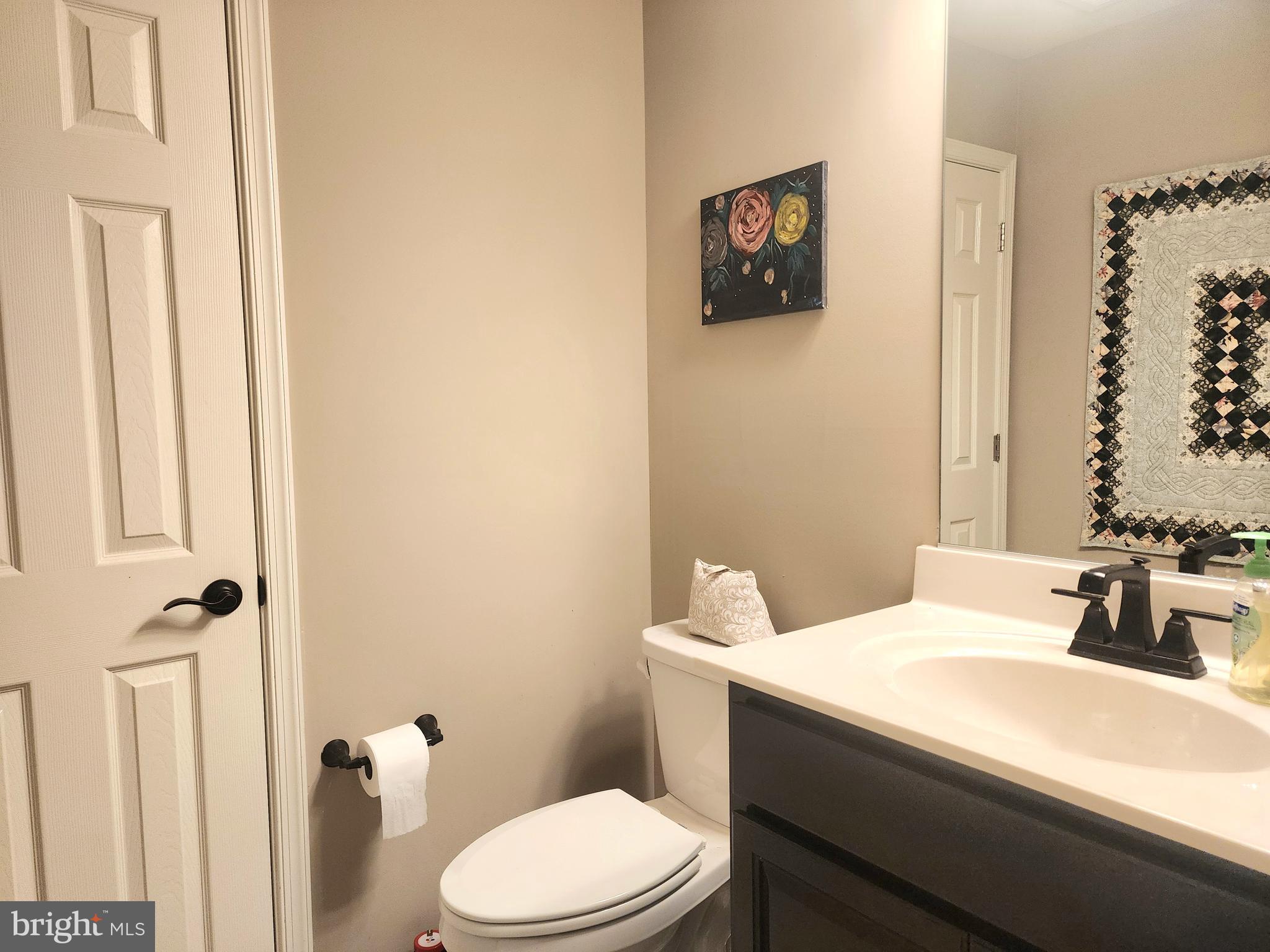 RESIDENCES AT BUCKINGHAM - Residential Lease