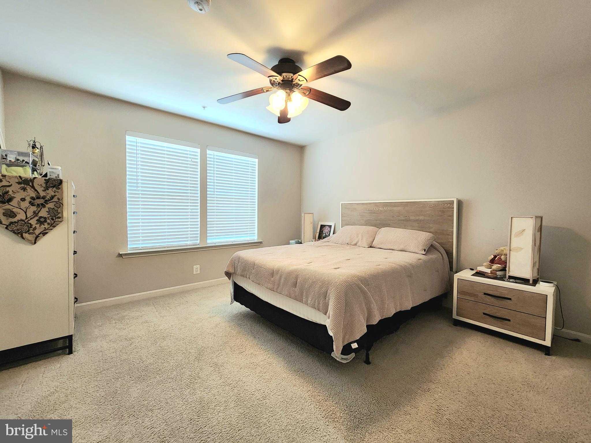 RESIDENCES AT BUCKINGHAM - Residential Lease