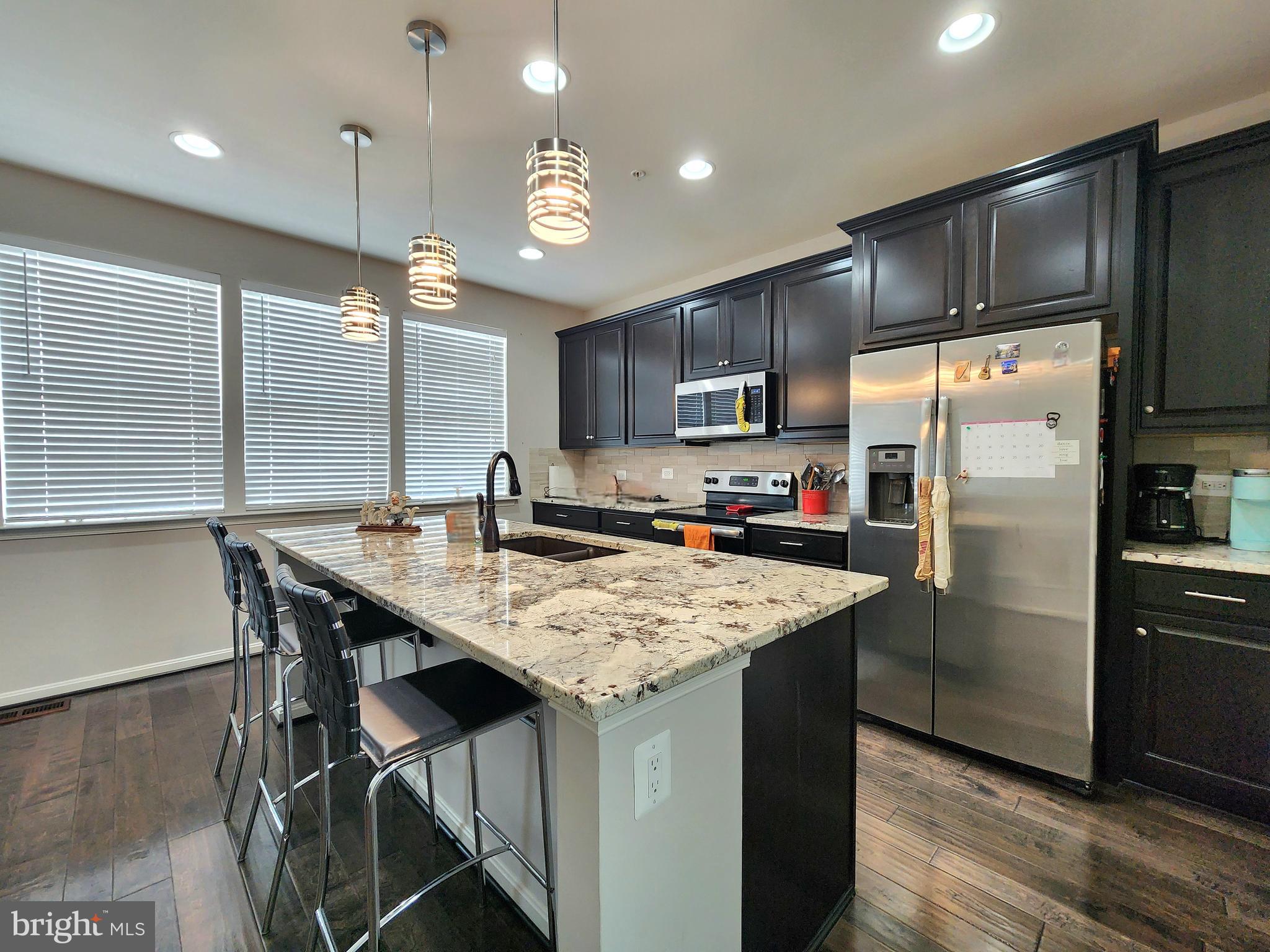 RESIDENCES AT BUCKINGHAM - Residential Lease