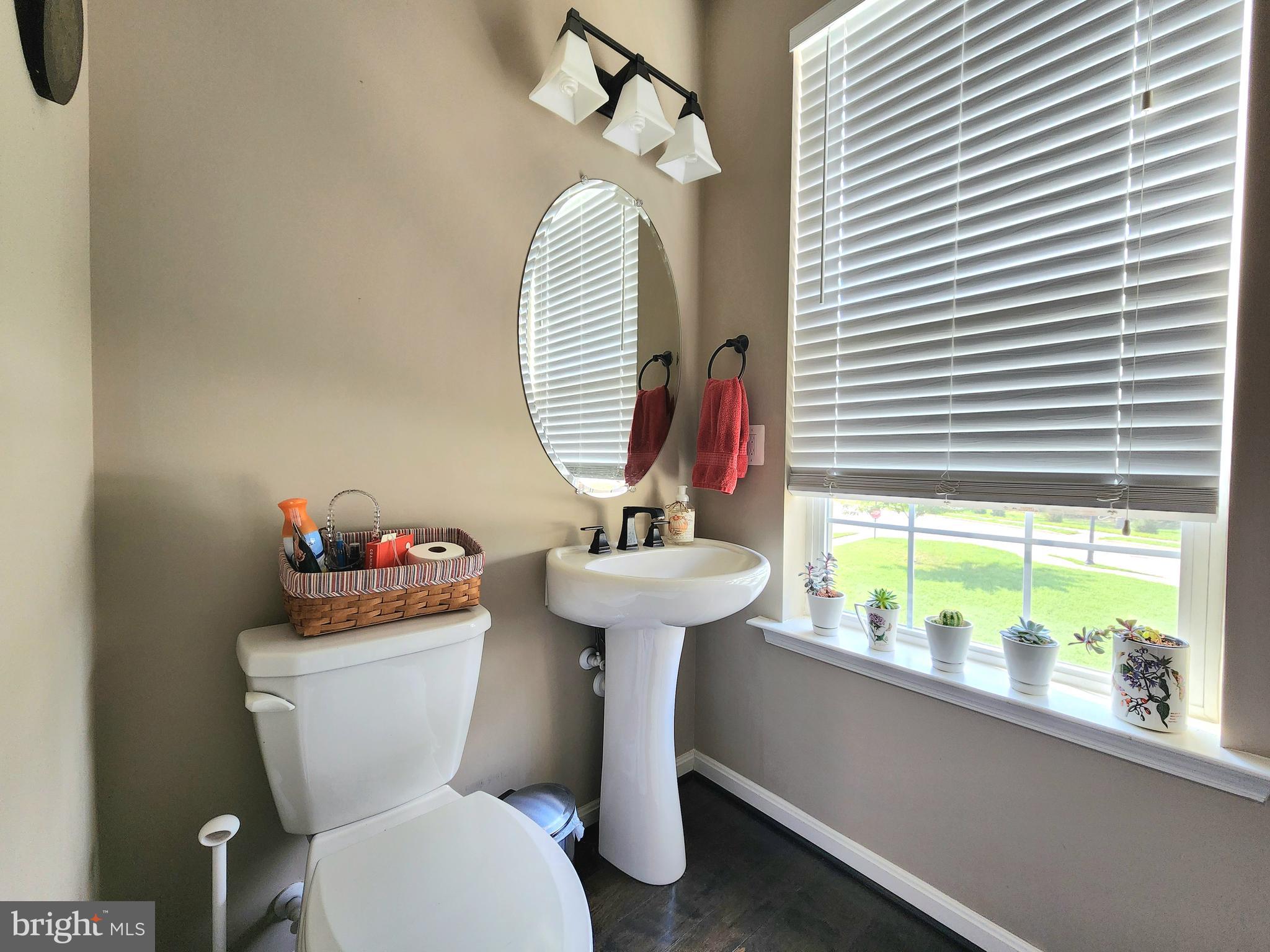 RESIDENCES AT BUCKINGHAM - Residential Lease