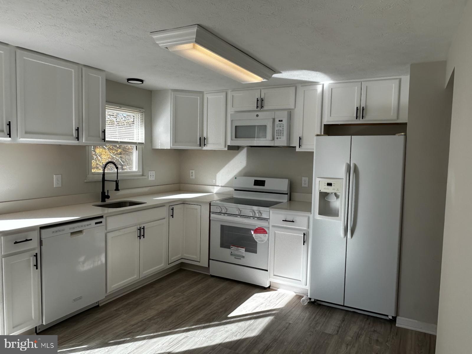 LAUREL VALLEY - Residential