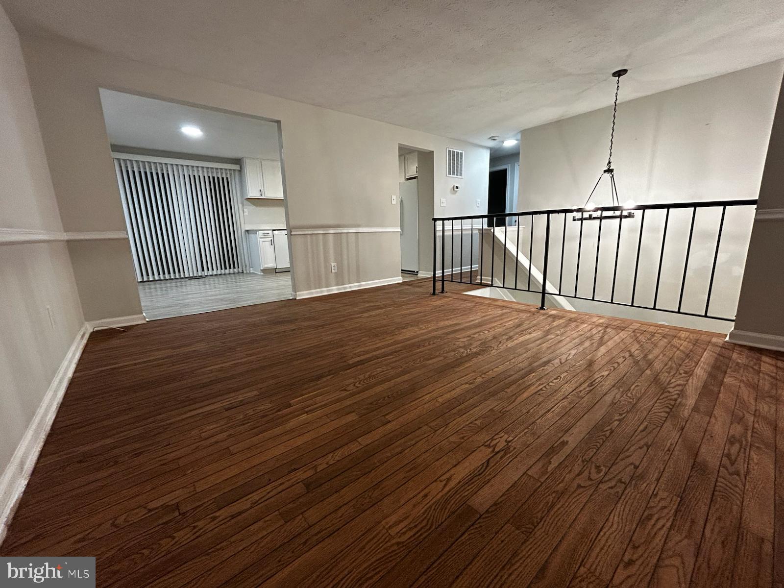 LAUREL VALLEY - Residential