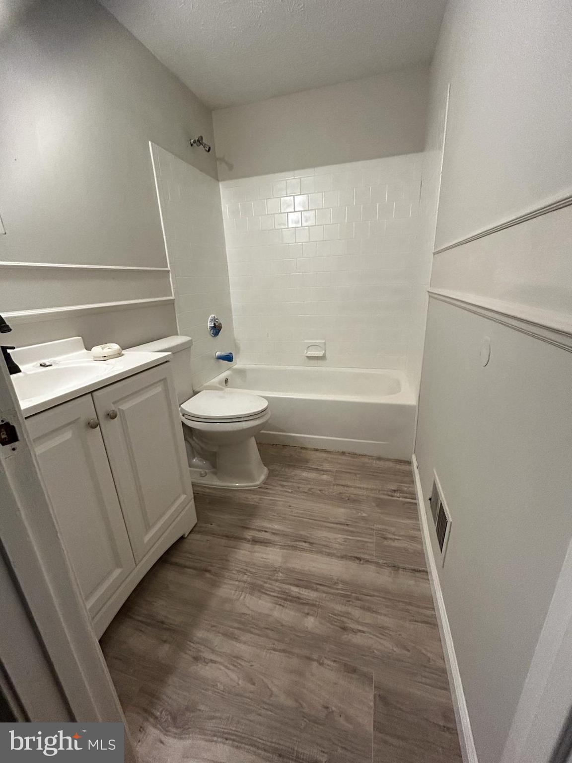 LAUREL VALLEY - Residential