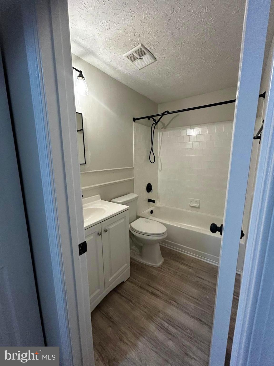 LAUREL VALLEY - Residential