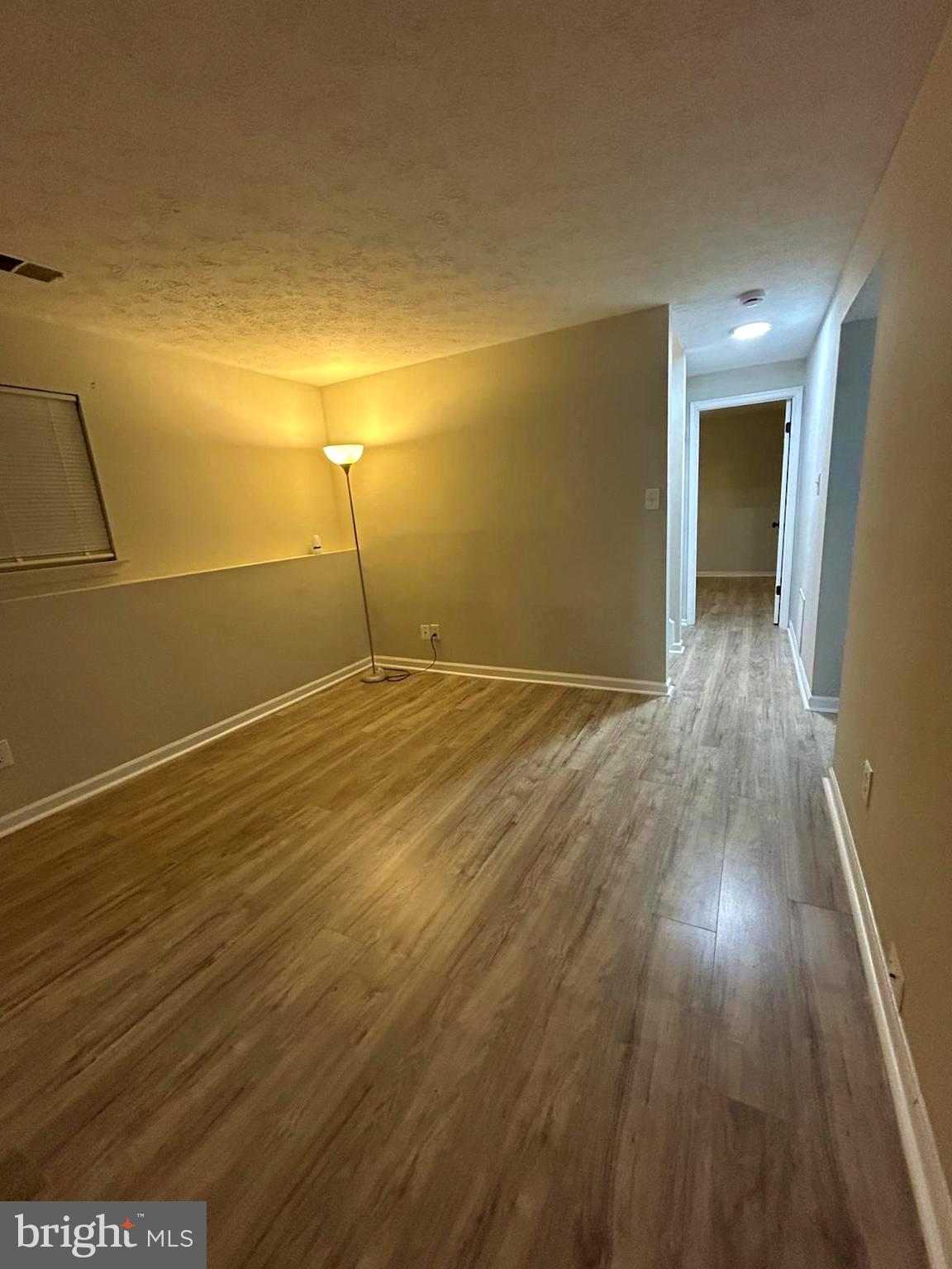 LAUREL VALLEY - Residential