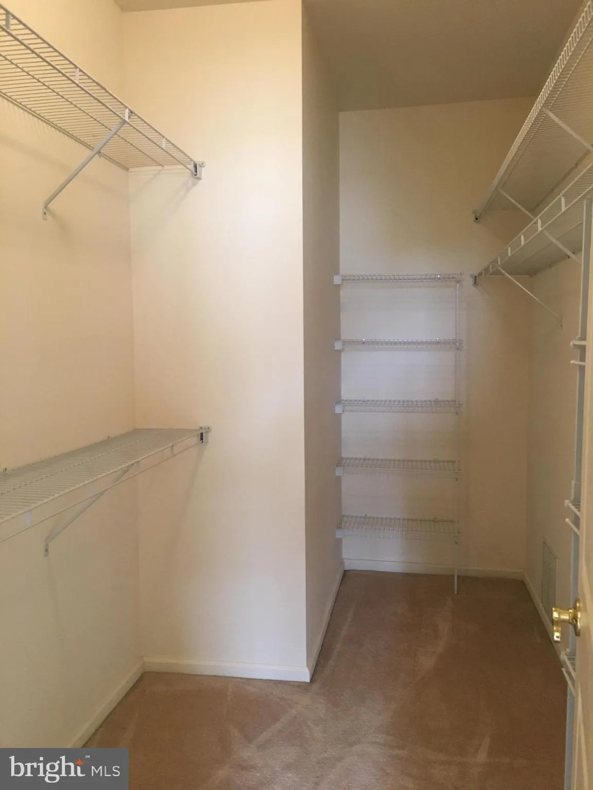 Ewing, New Jersey 08618, United States, 2 Bedrooms Bedrooms, ,2 BathroomsBathrooms,Residential,Active,254350