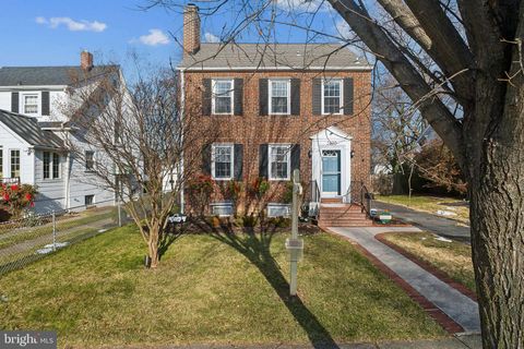 2620 HILLCREST AVENUE PARKVILLE MD 21234