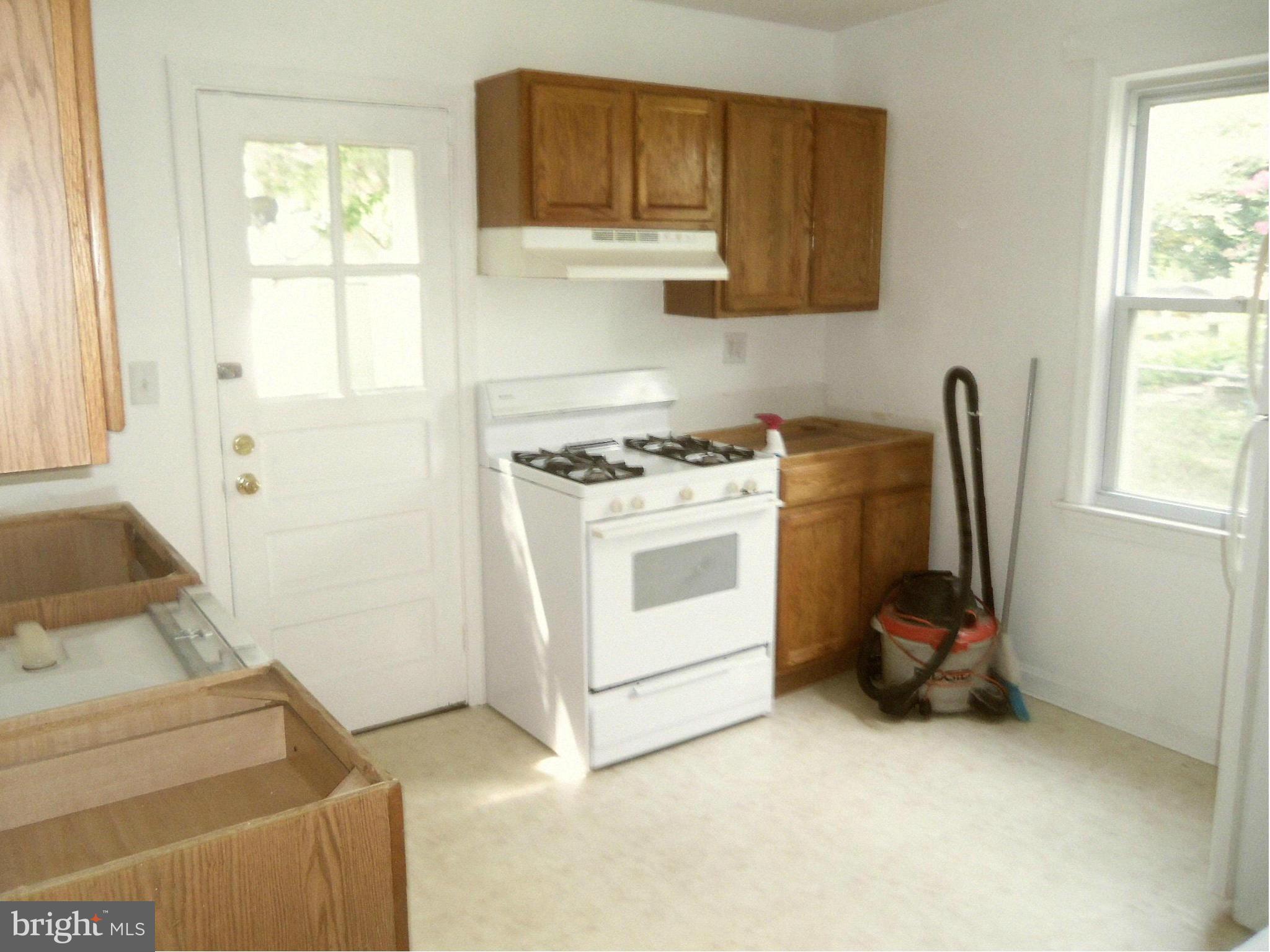 LAUREL GARDENS - Residential