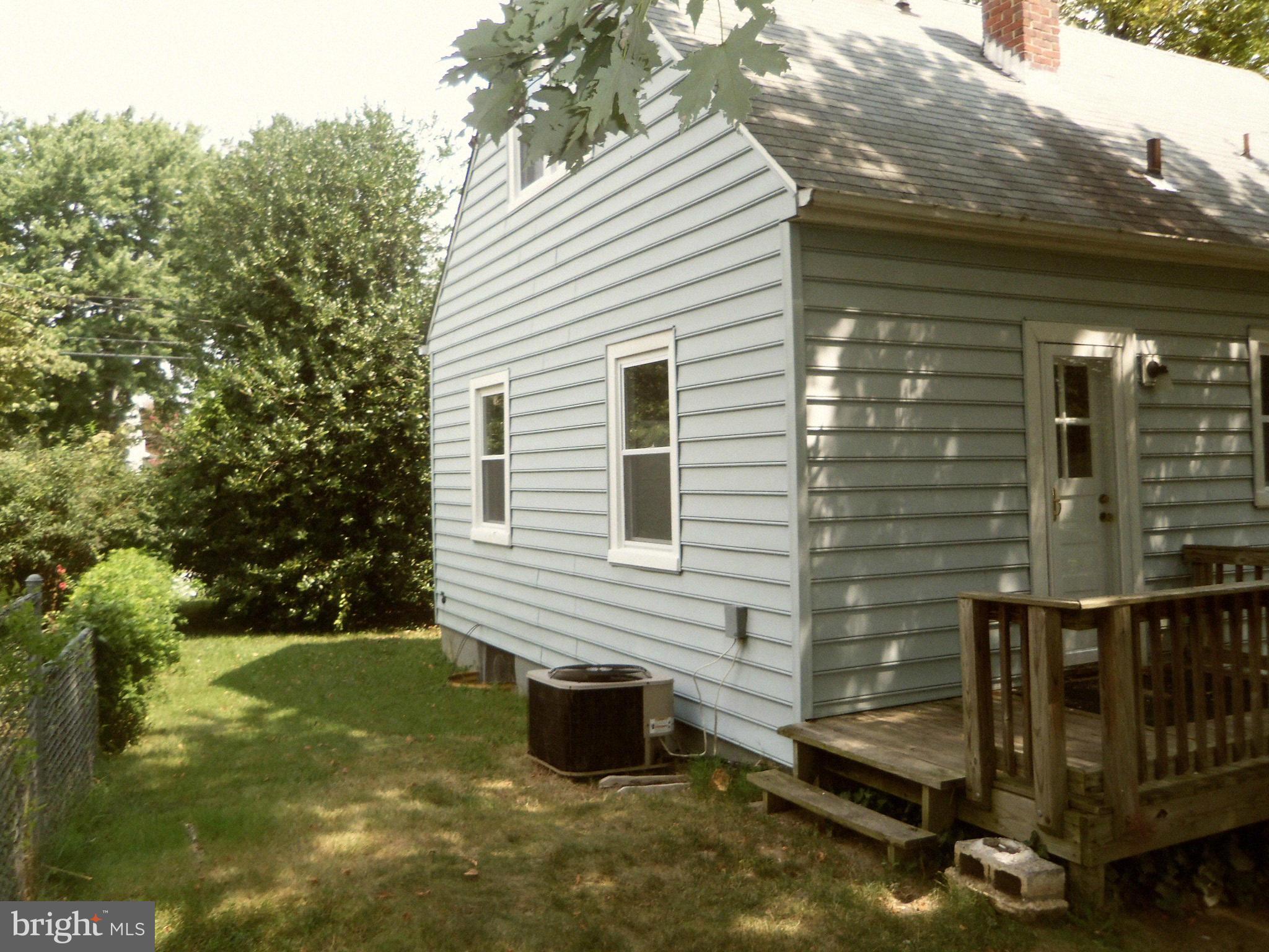 LAUREL GARDENS - Residential