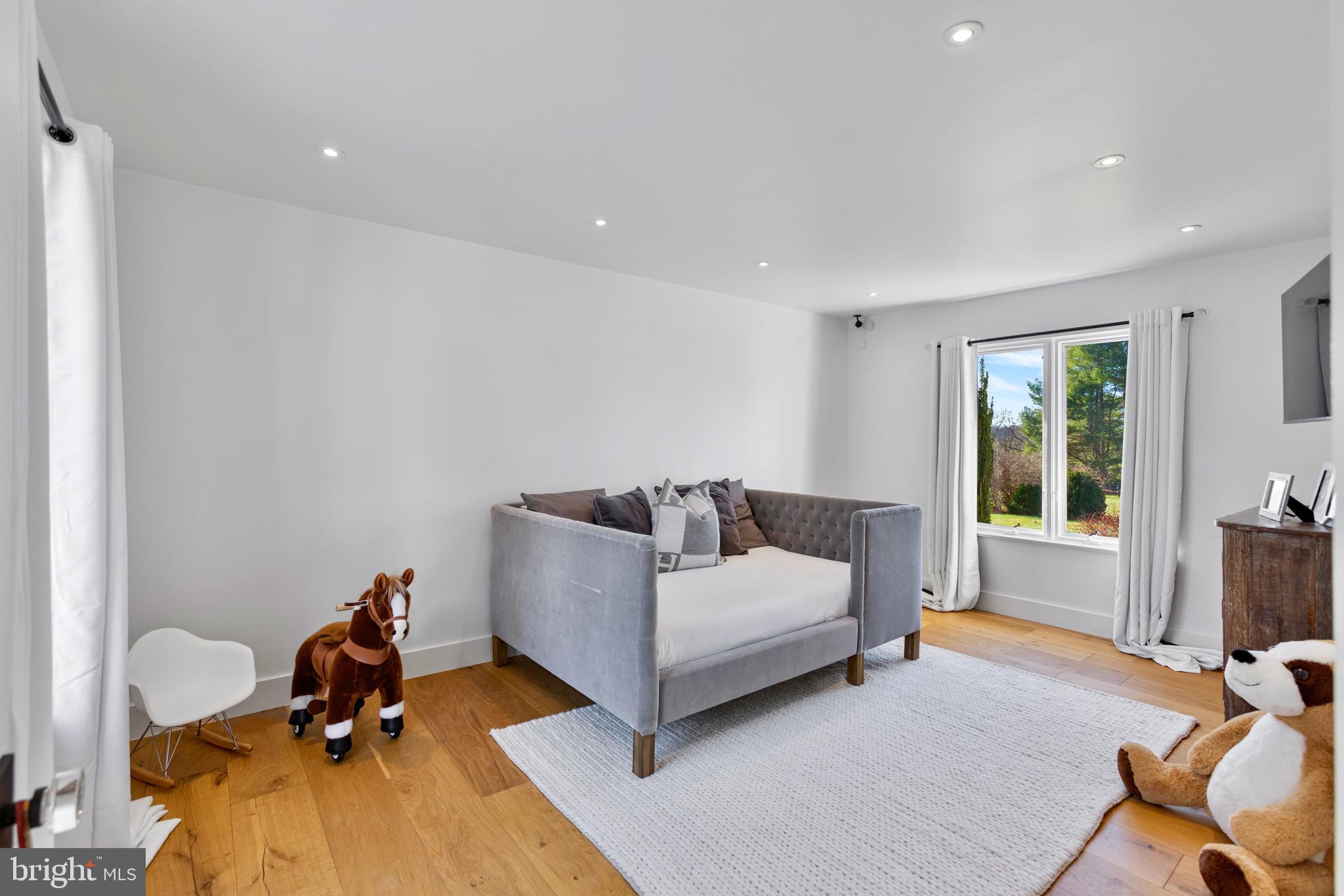 ATOKA CHASE - Residential