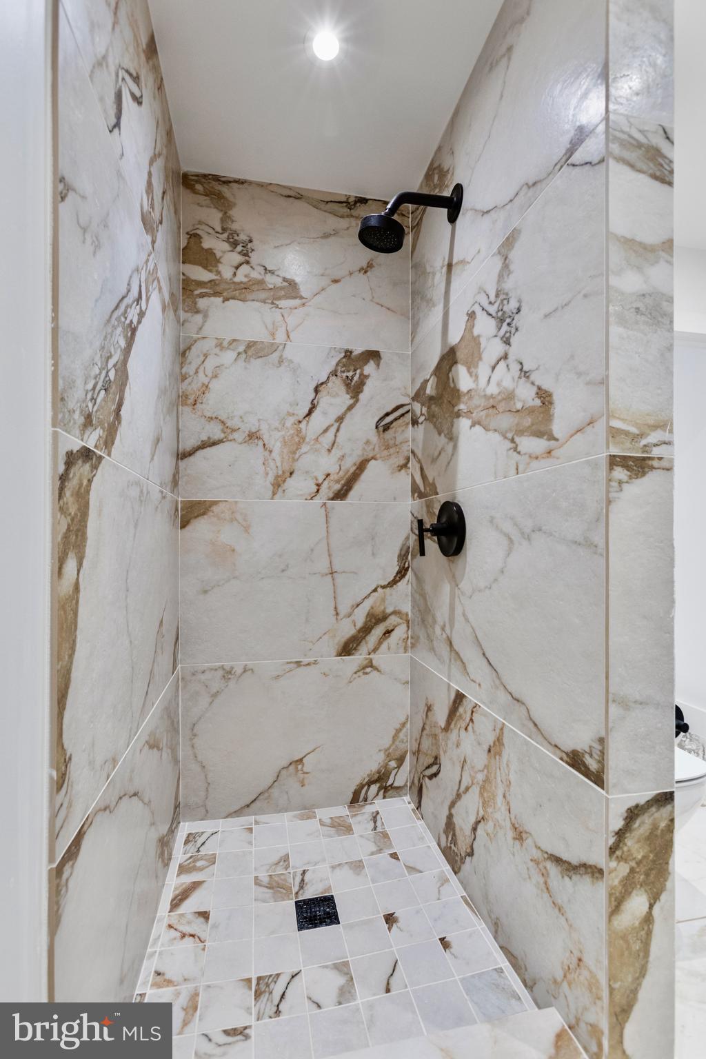 ATOKA CHASE - Residential