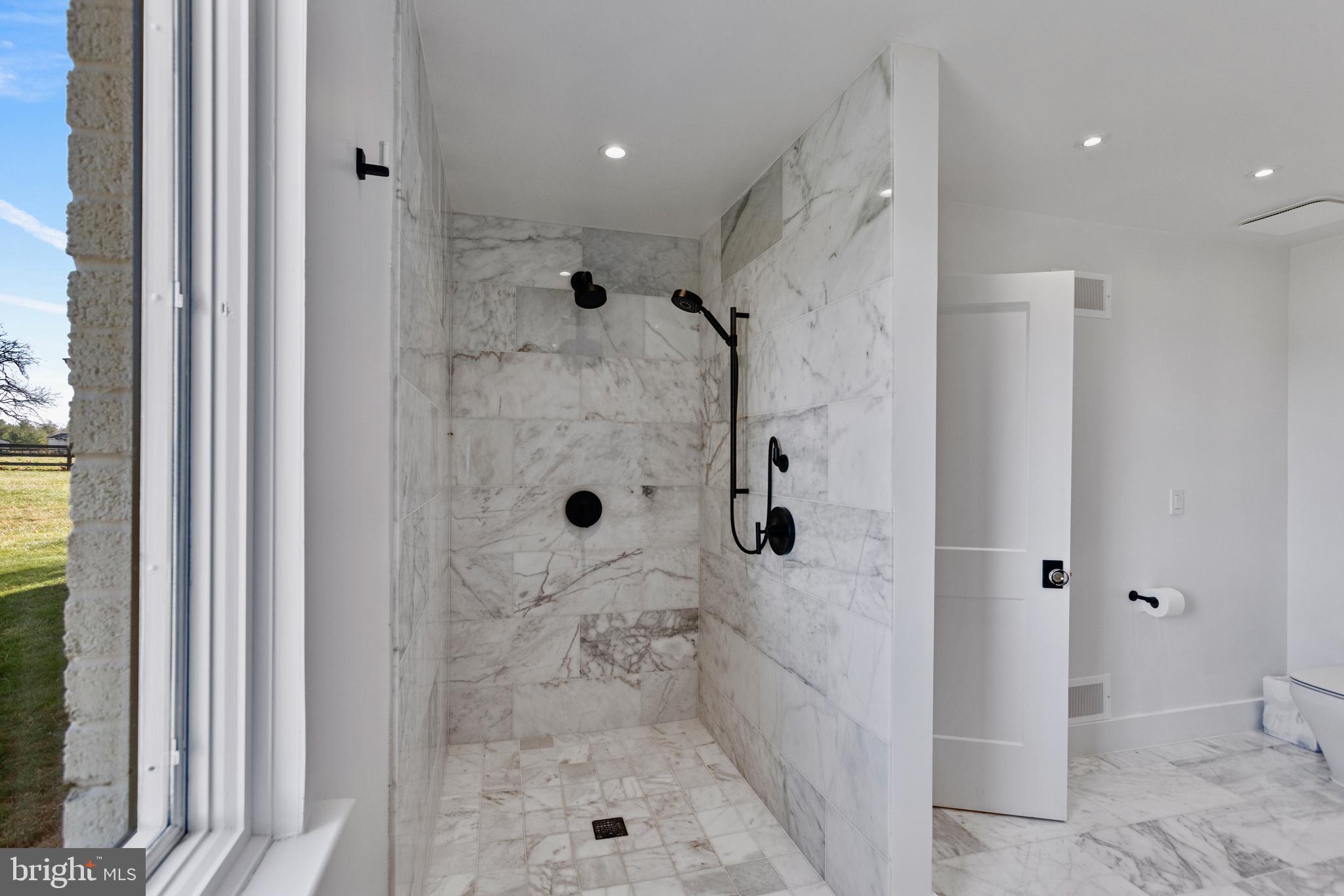 ATOKA CHASE - Residential