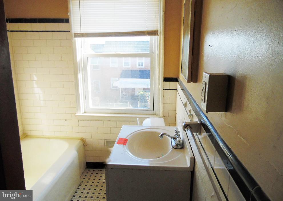 SAINT JOSEPHS - Residential