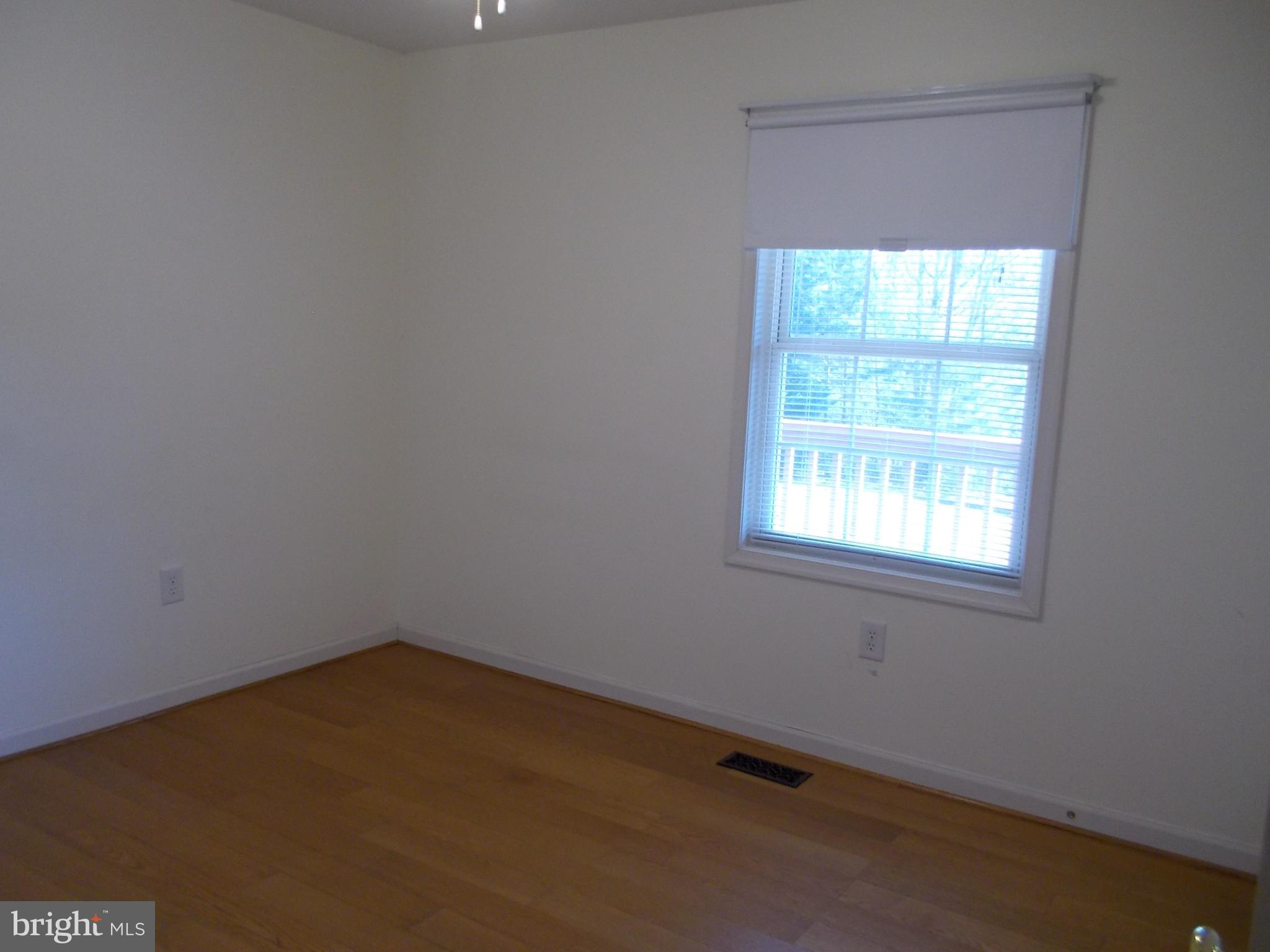 TALL PINES - Residential