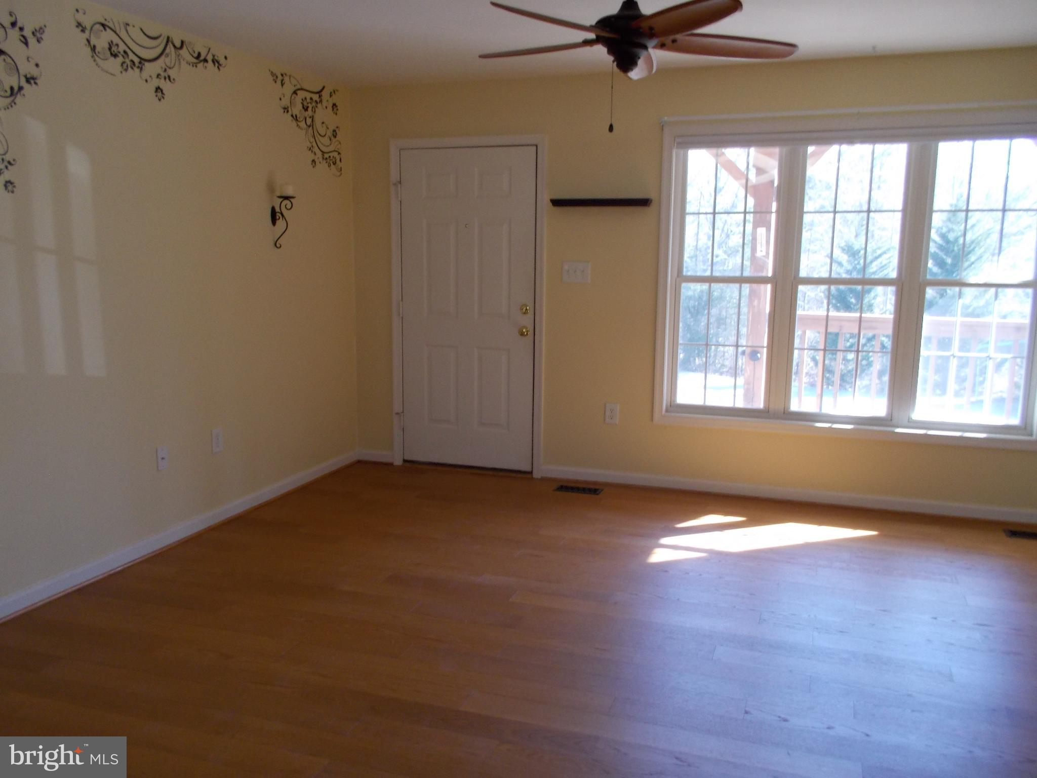 TALL PINES - Residential