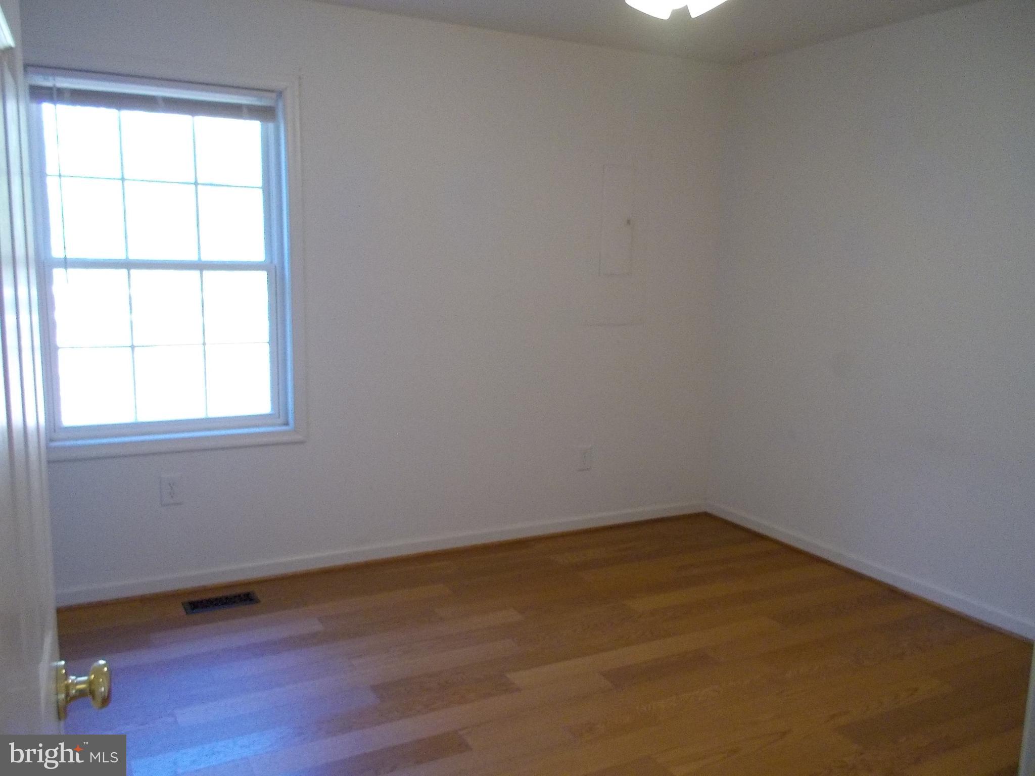 TALL PINES - Residential