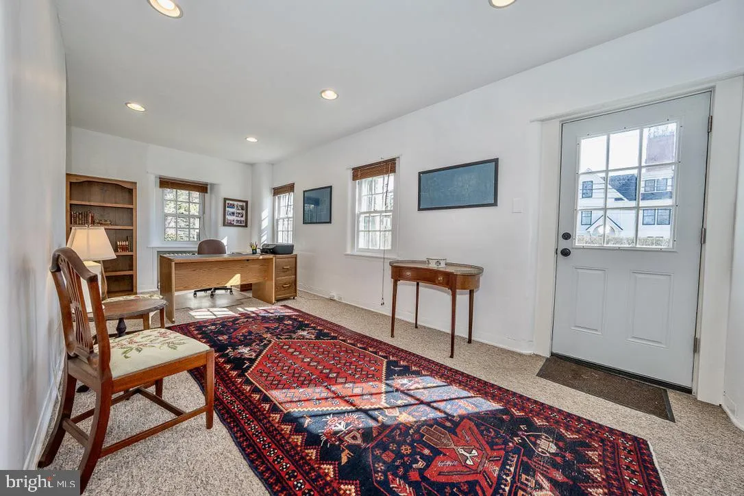 Wayne, Pennsylvania 19087, United States, 5 Bedrooms Bedrooms, ,4 BathroomsBathrooms,Residential,Coming Soon,98989